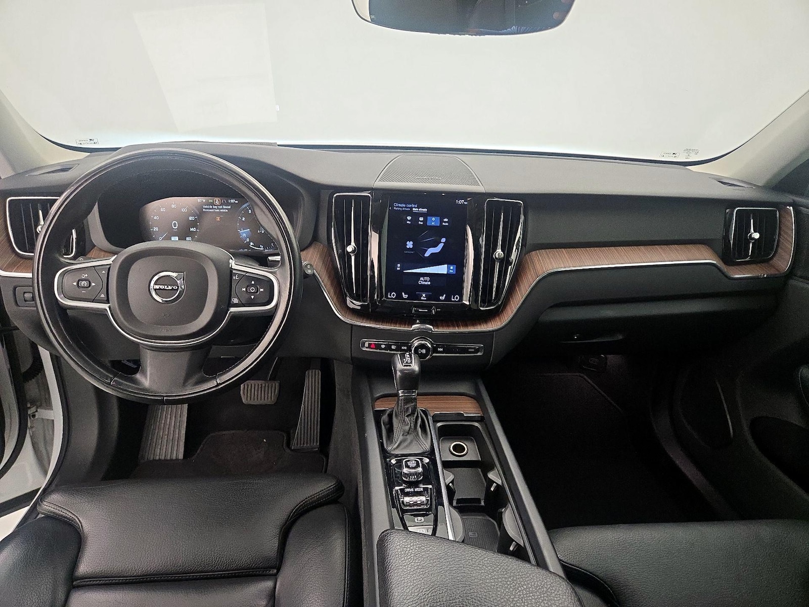 2019 Volvo XC60 Momentum - Photo 10