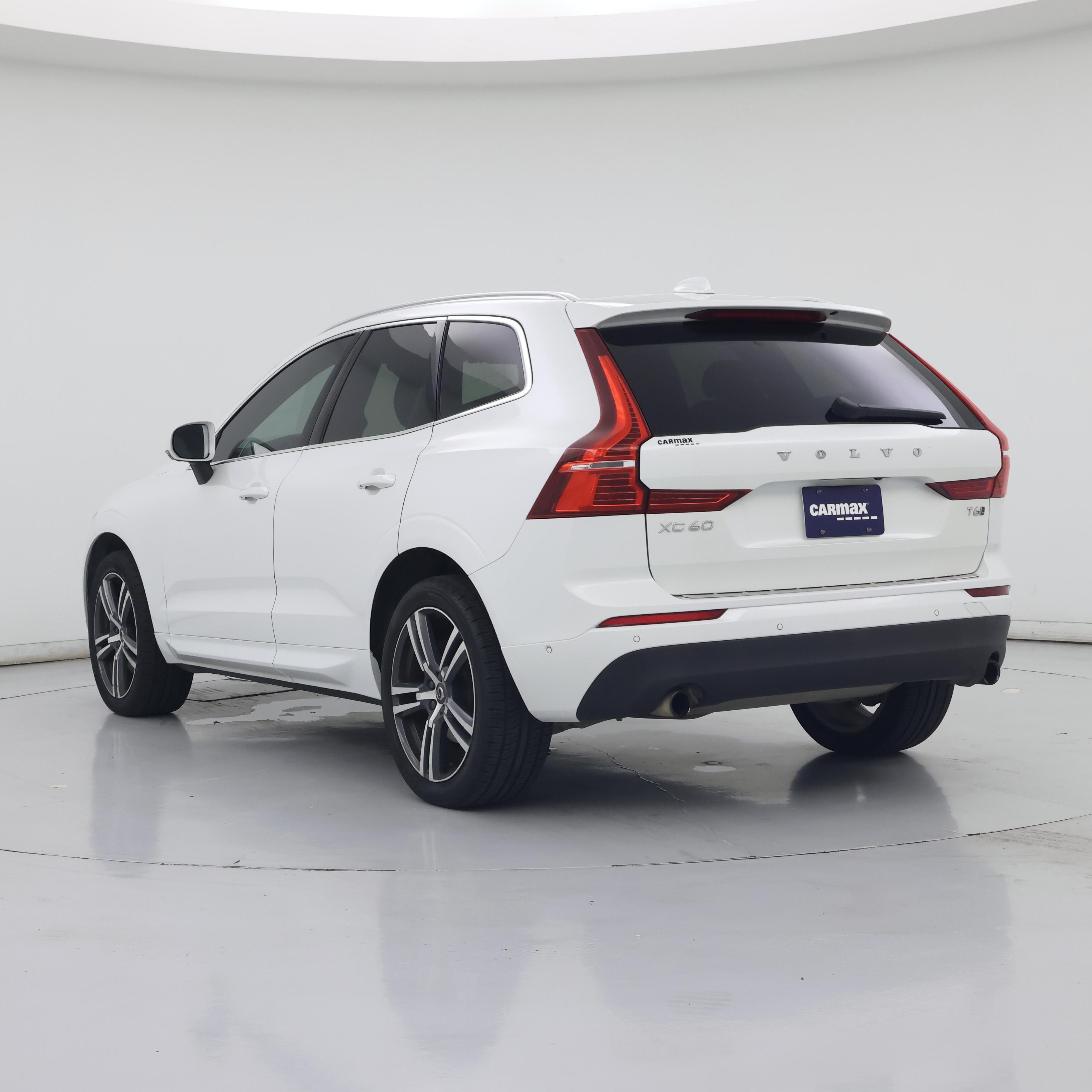 Thumbnail: 2019 Volvo XC60 - 2