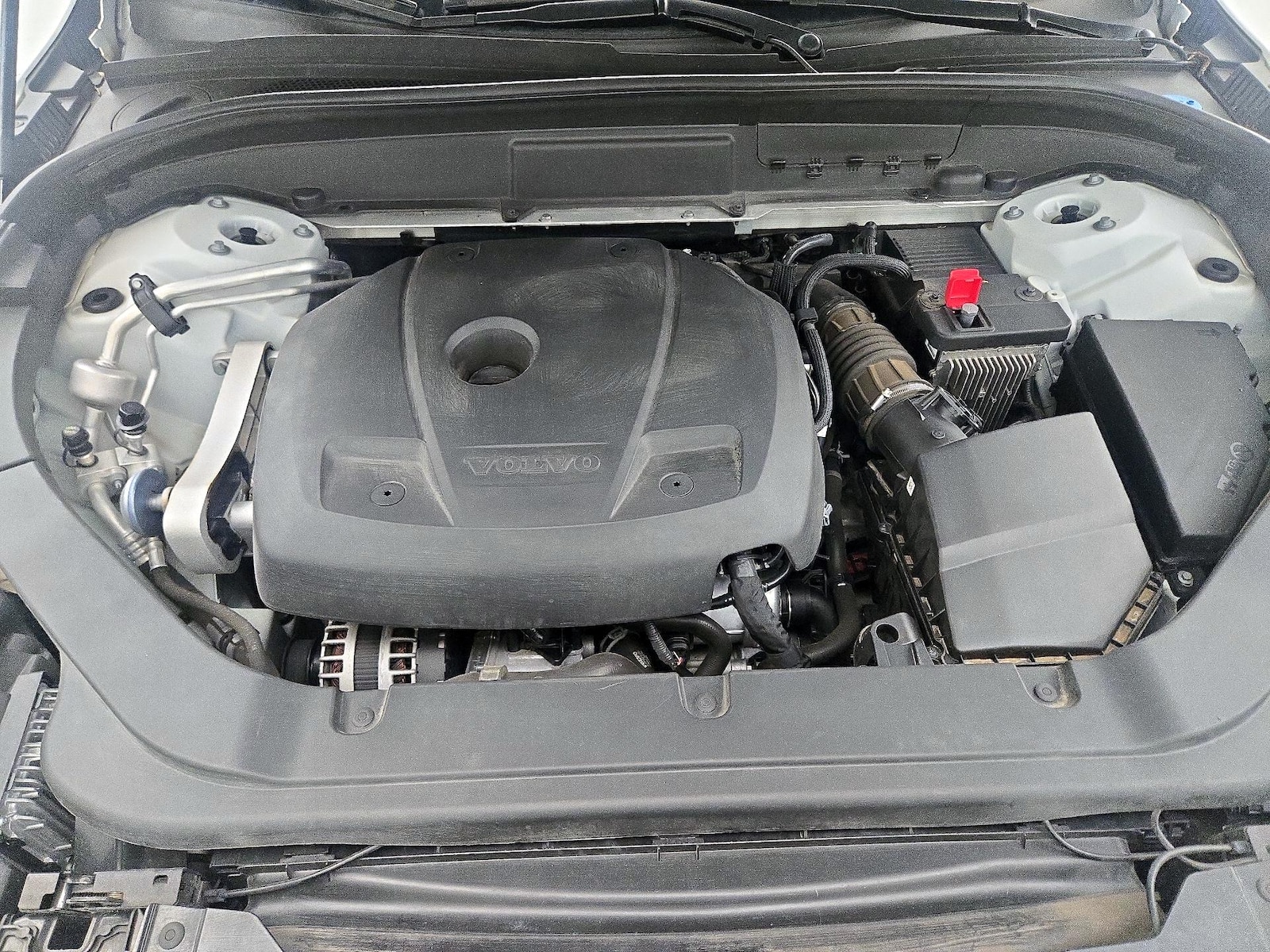 2019 Volvo XC60 Momentum - Photo 24