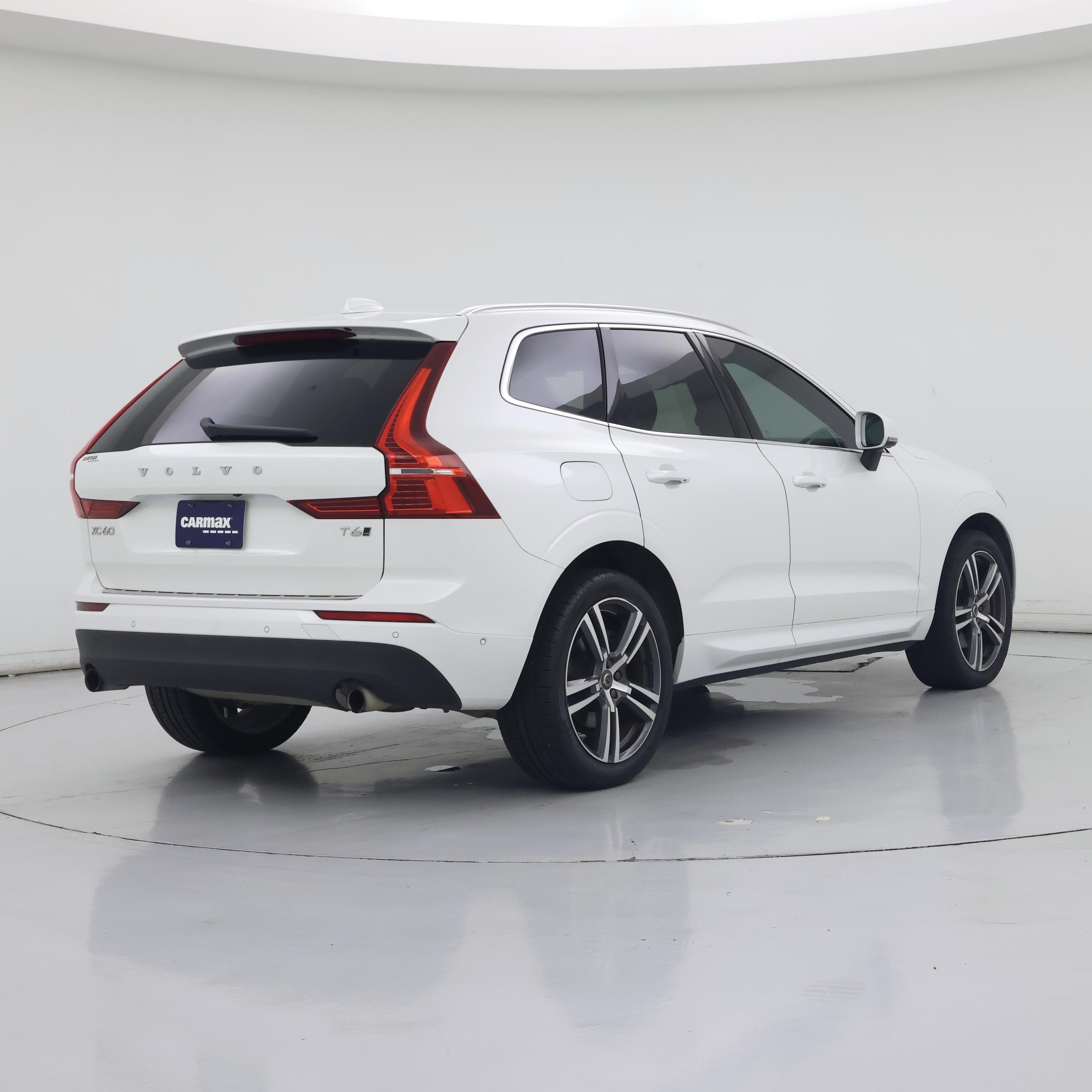 Thumbnail: 2019 Volvo XC60 - 8