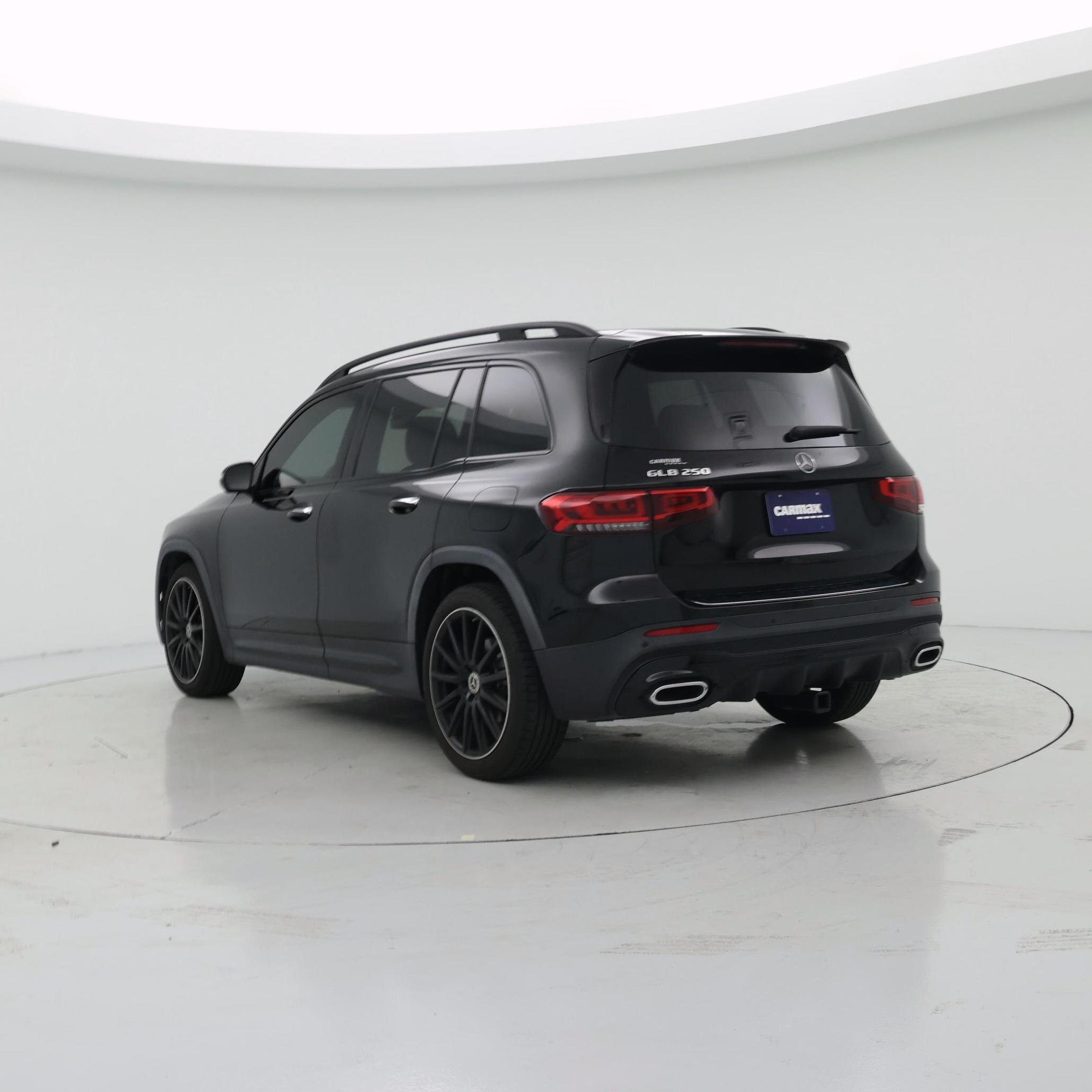 Thumbnail: 2023 Mercedes-Benz GLB - 2