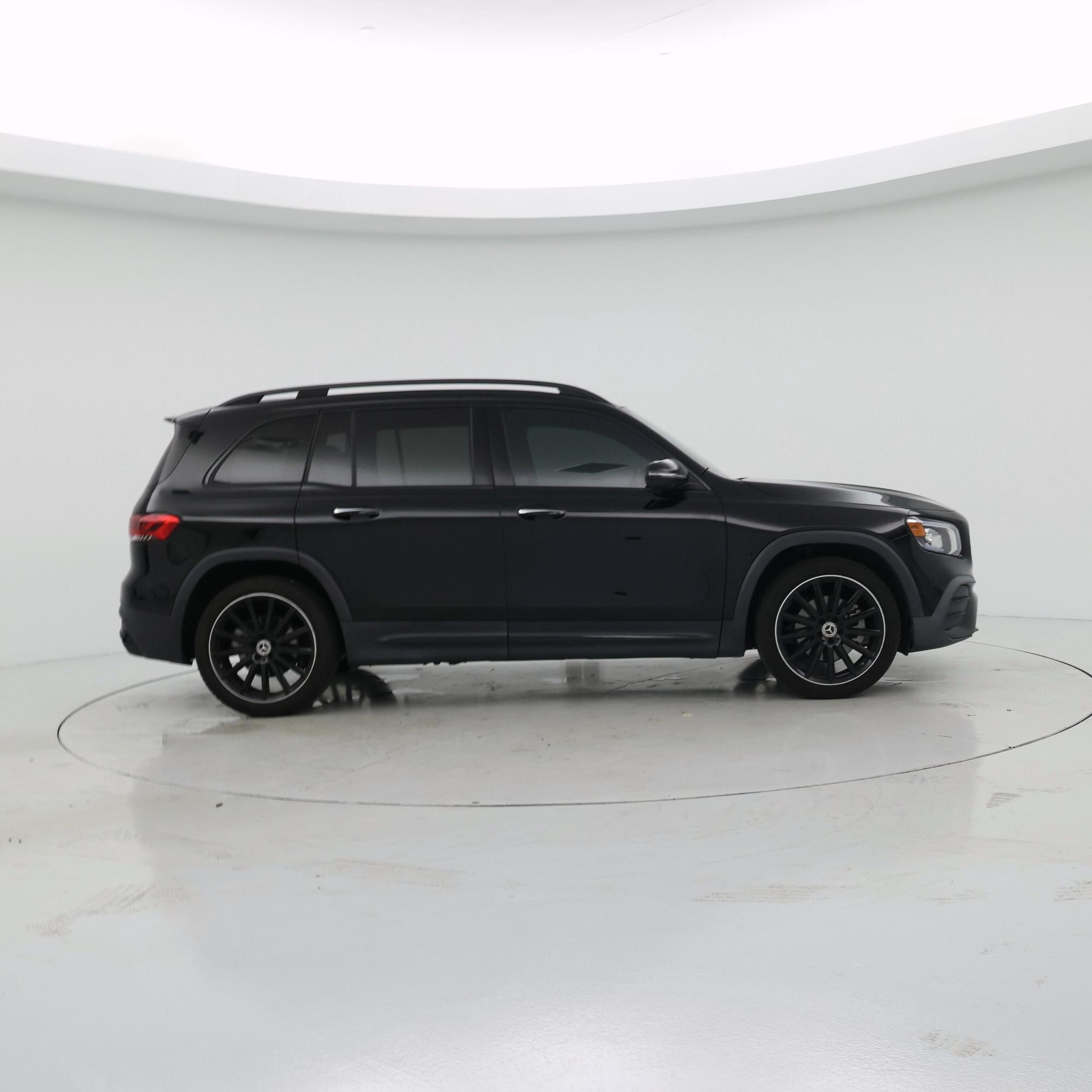 Thumbnail: 2023 Mercedes-Benz GLB - 7