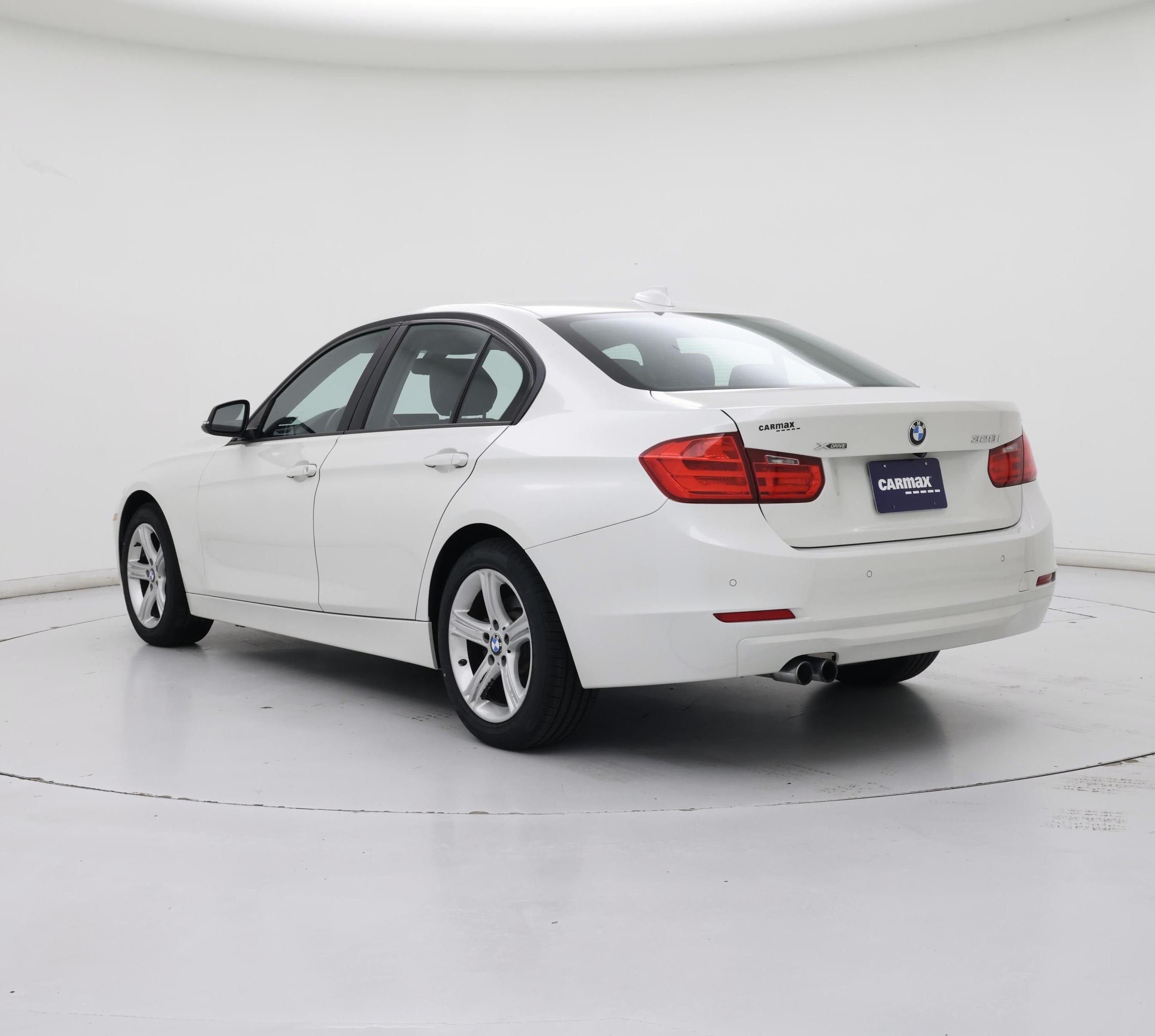 Thumbnail: 2015 BMW 3 Series - 2