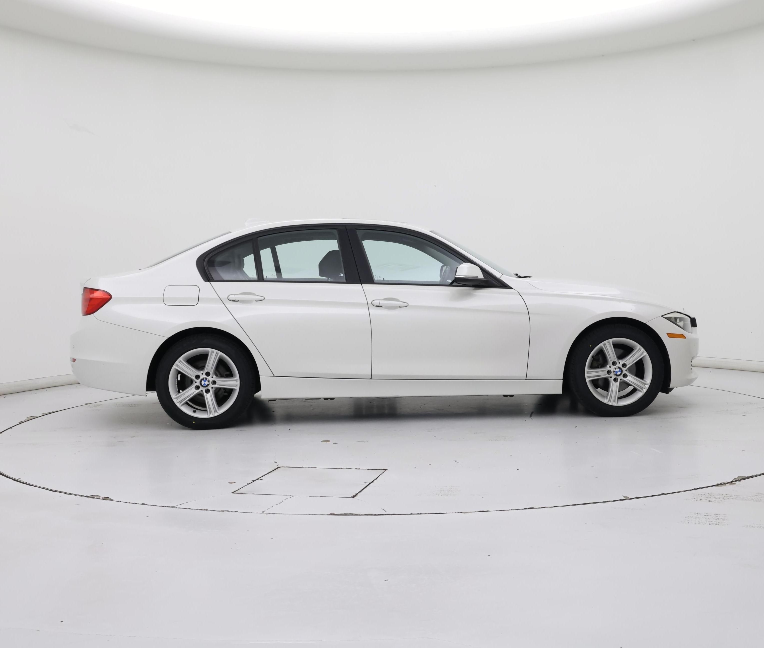 Thumbnail: 2015 BMW 3 Series - 7