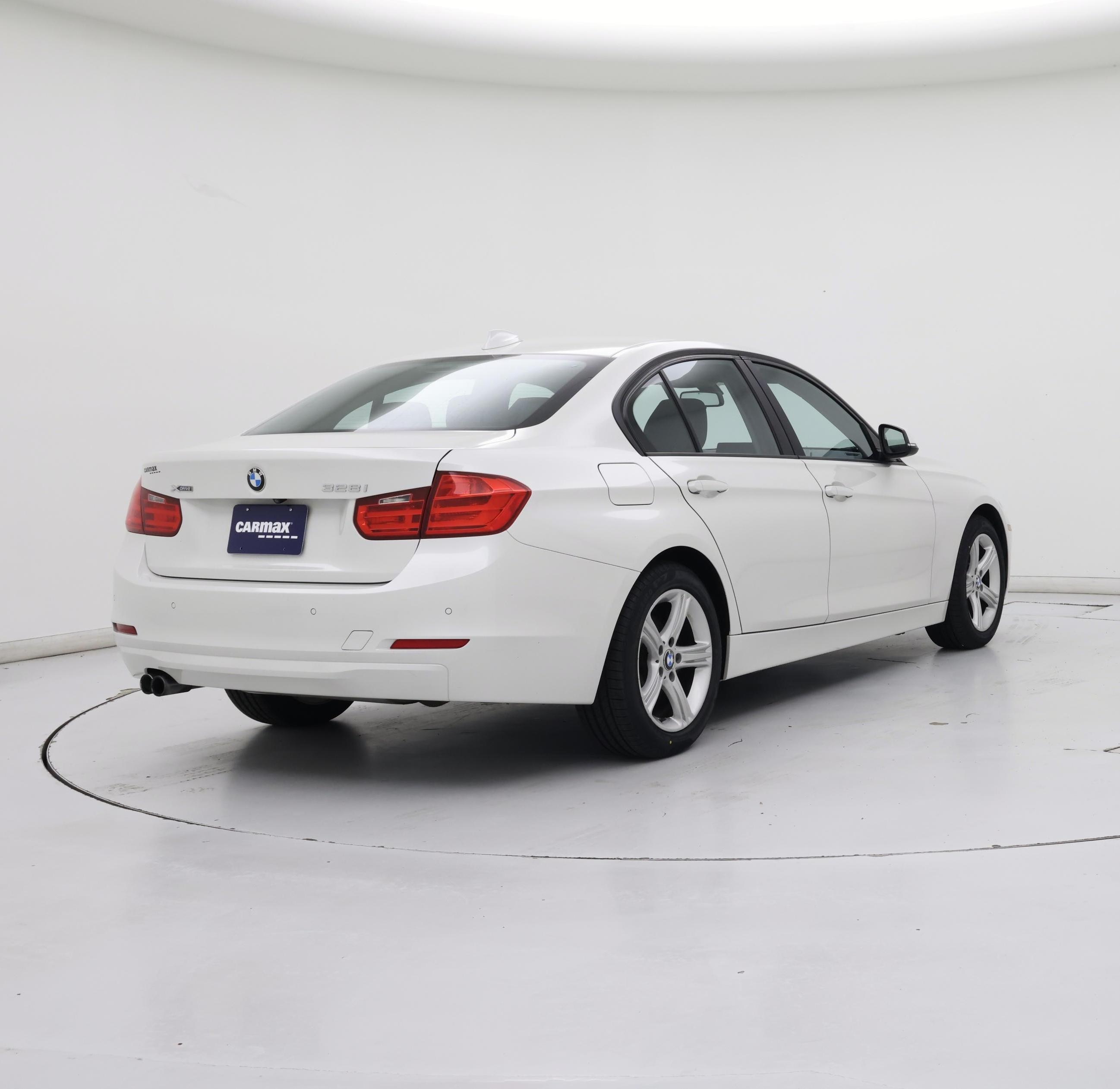 Thumbnail: 2015 BMW 3 Series - 8