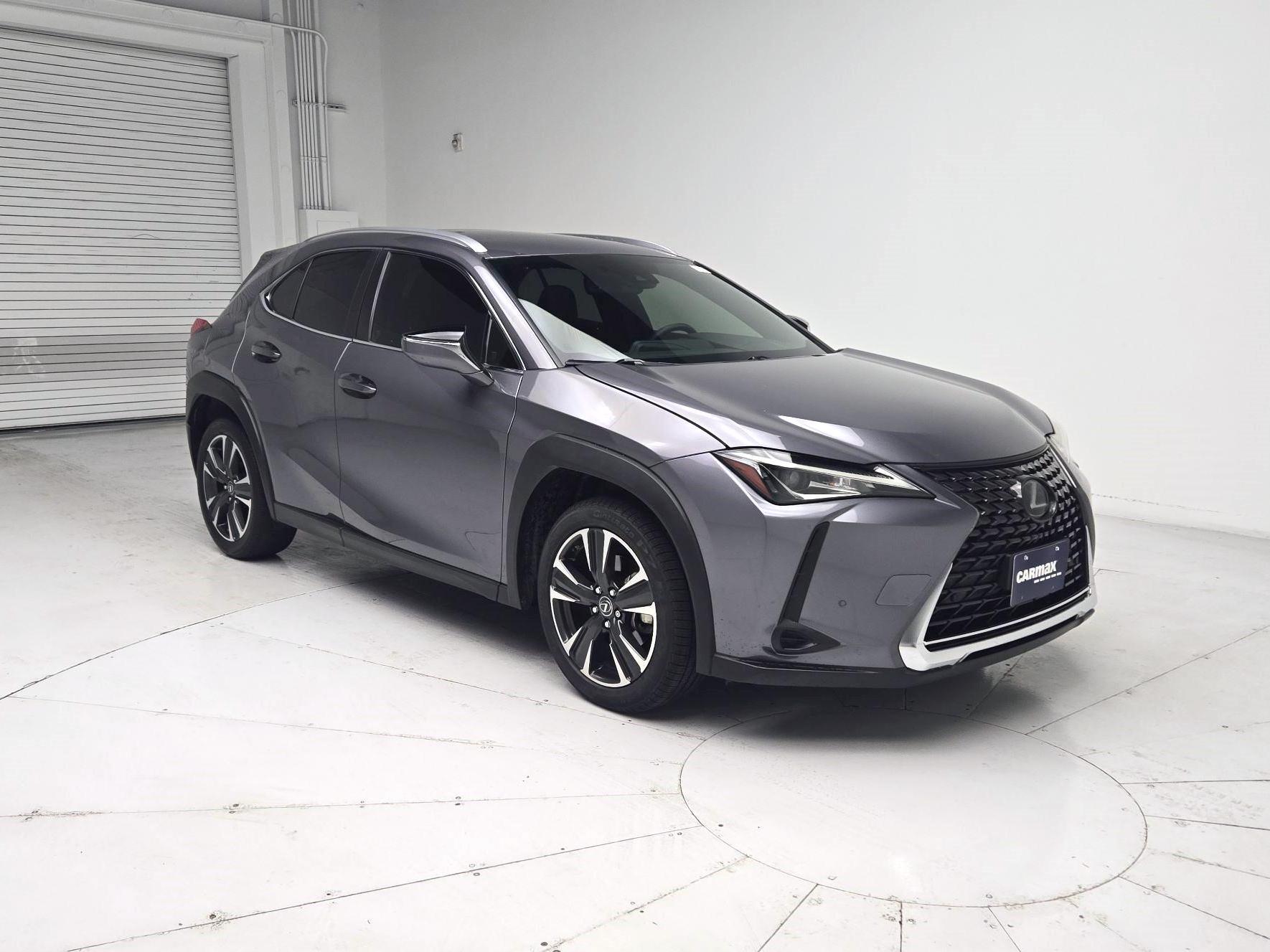 Thumbnail: 2019 Lexus UX - 1