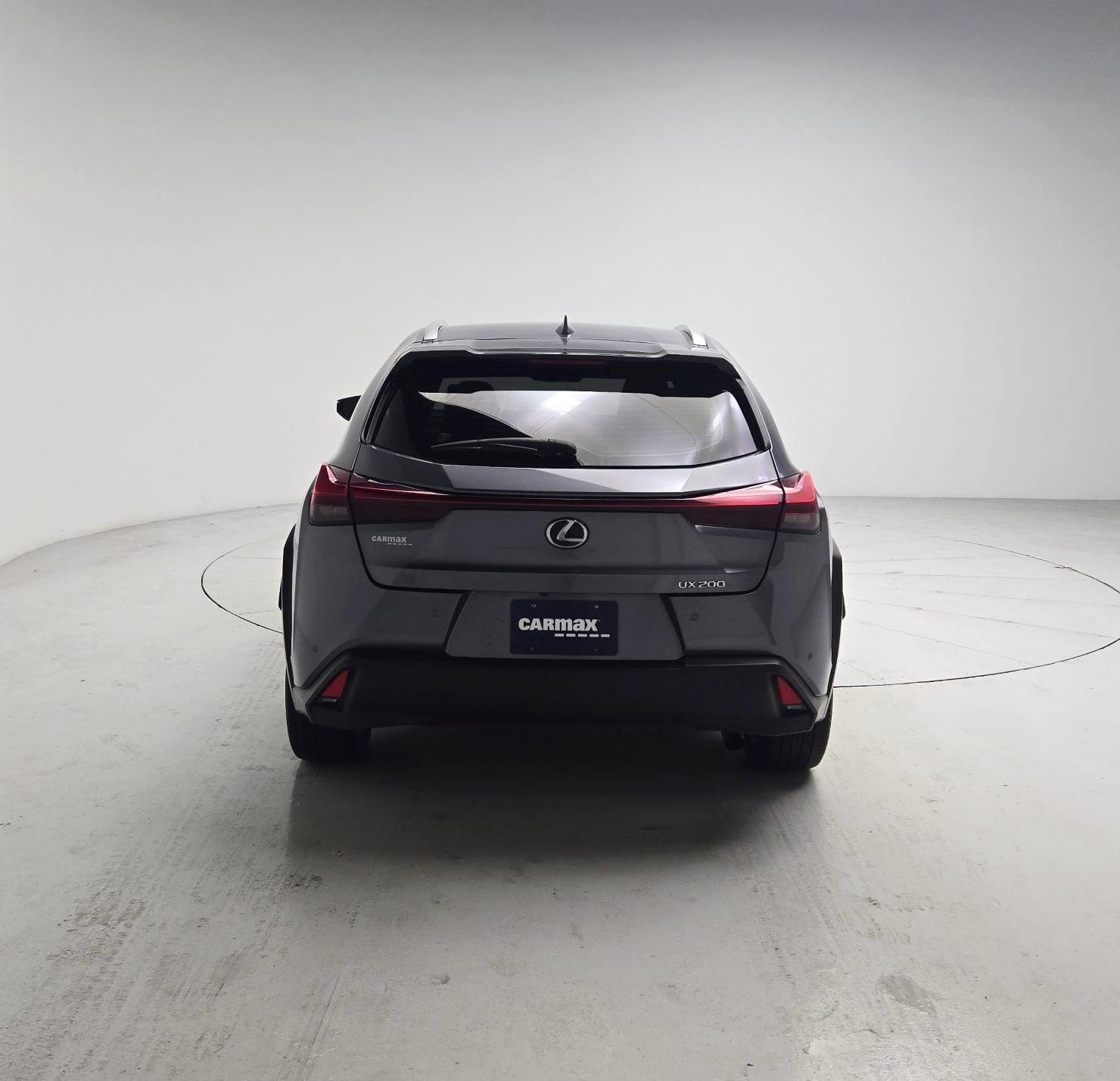 Thumbnail: 2019 Lexus UX - 6