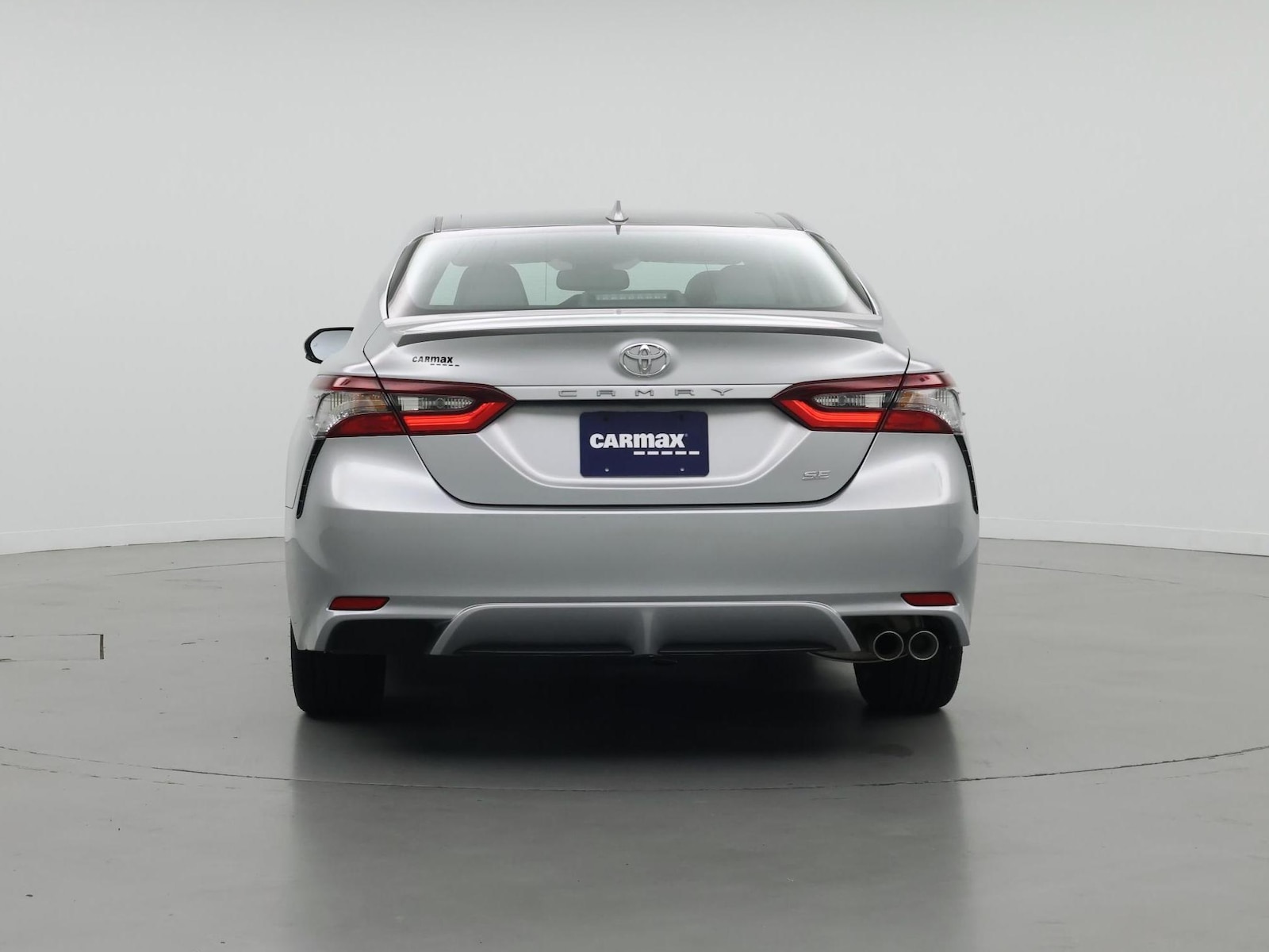 2022 Toyota Camry SE - Photo 7