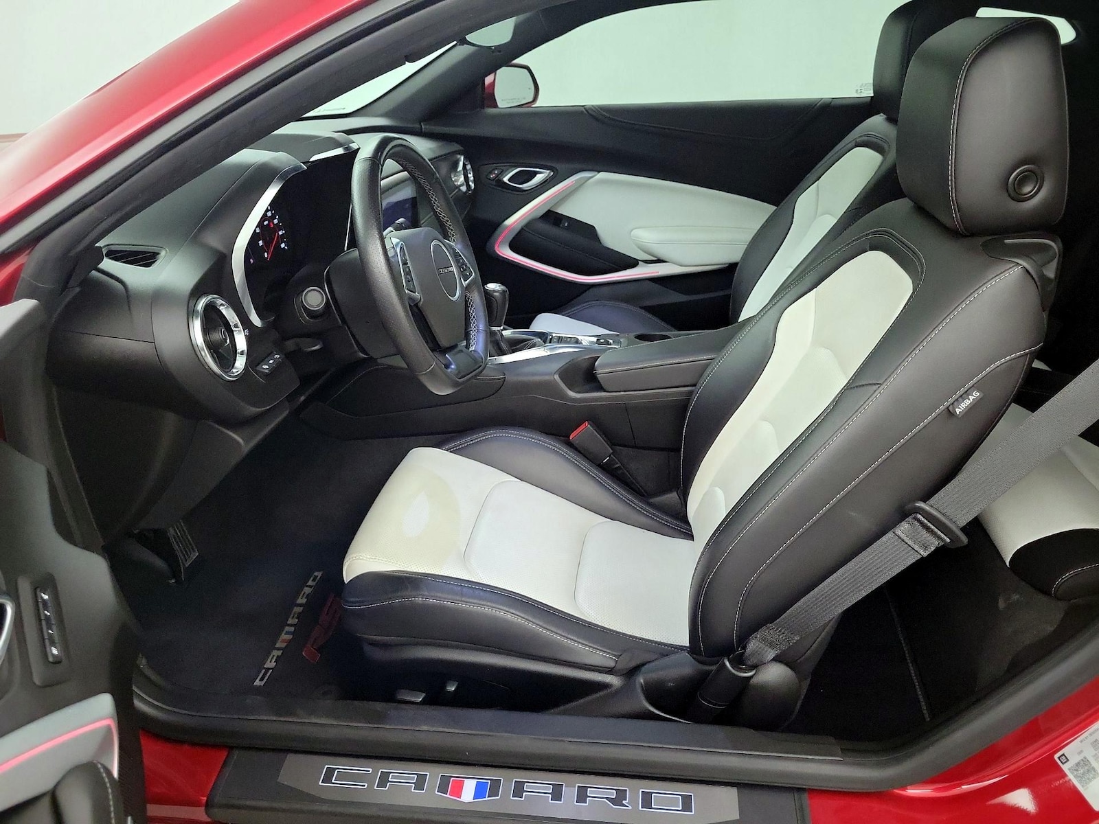 2021 Chevrolet Camaro 3LT - Photo 12