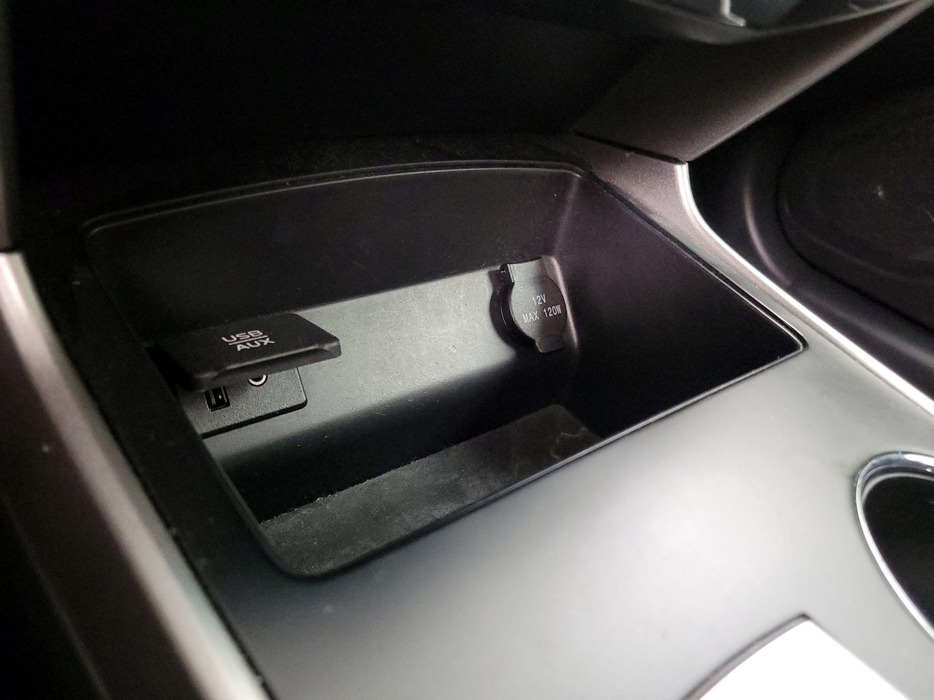 Thumbnail: 2015 Nissan Altima - 18