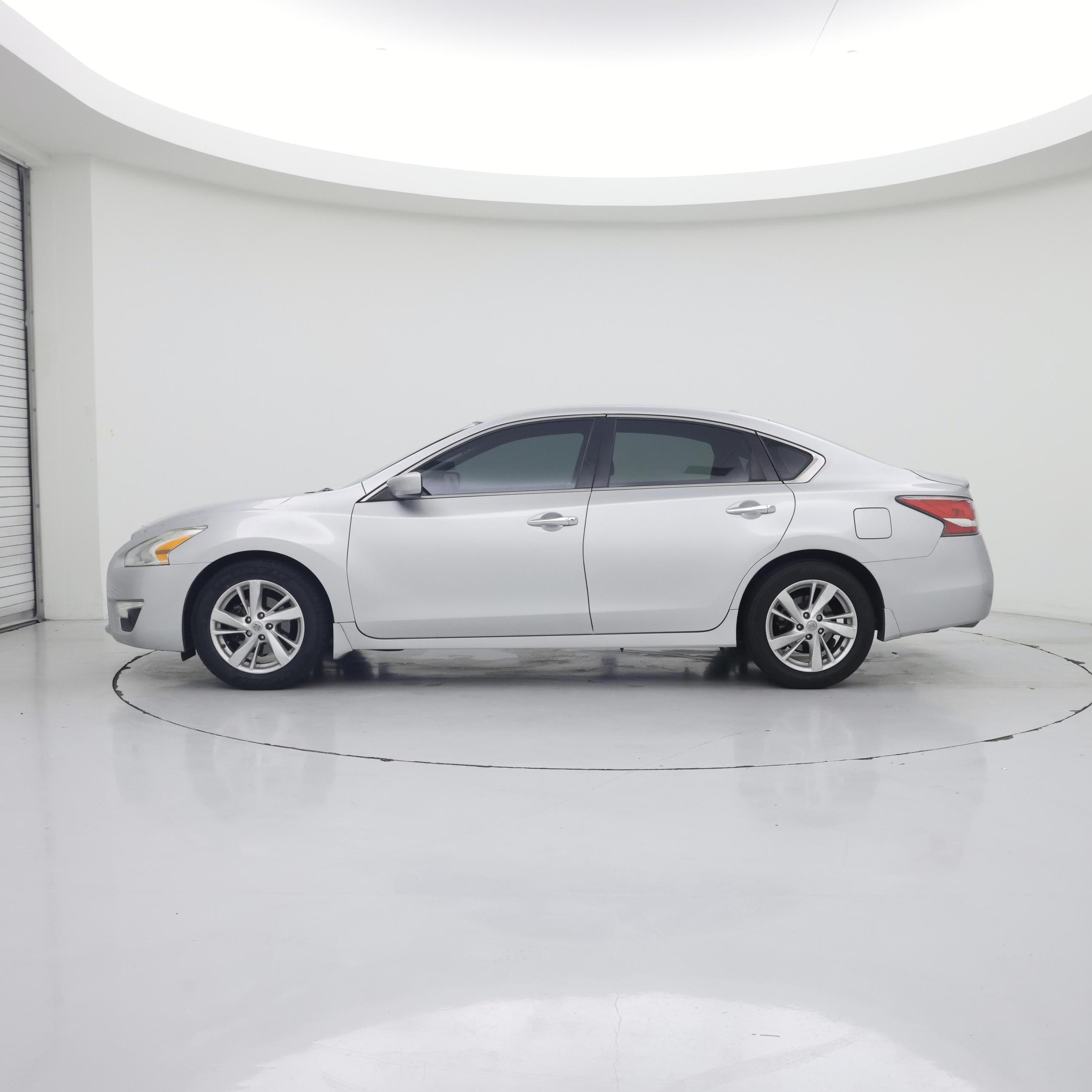 Thumbnail: 2015 Nissan Altima - 3