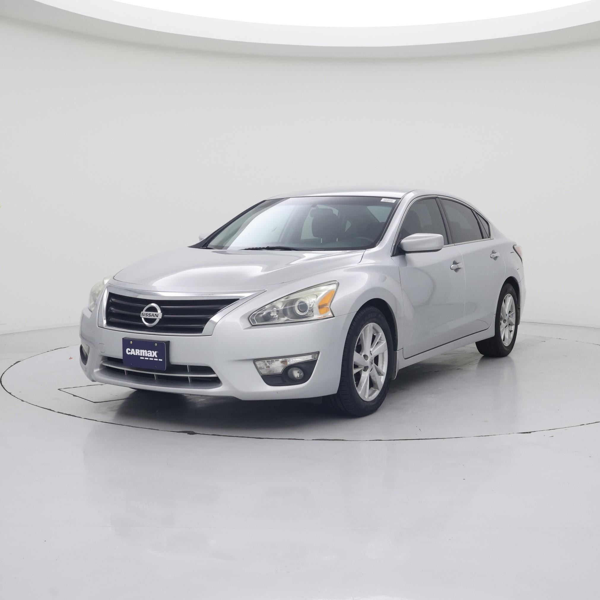 Thumbnail: 2015 Nissan Altima - 4
