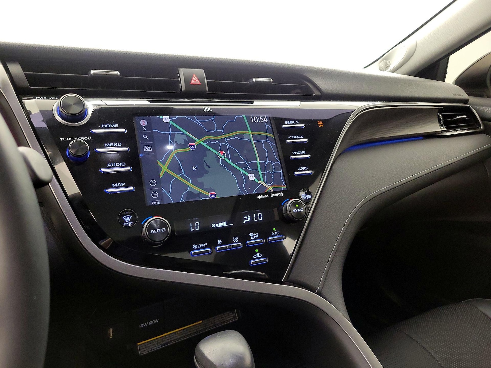 2020 Toyota Camry XSE - Photo 15