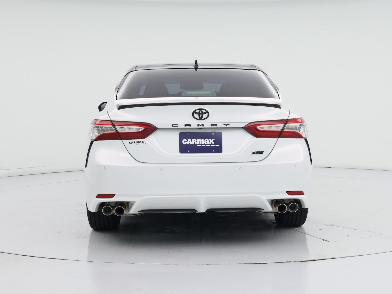2020 Toyota Camry XSE - Photo 7