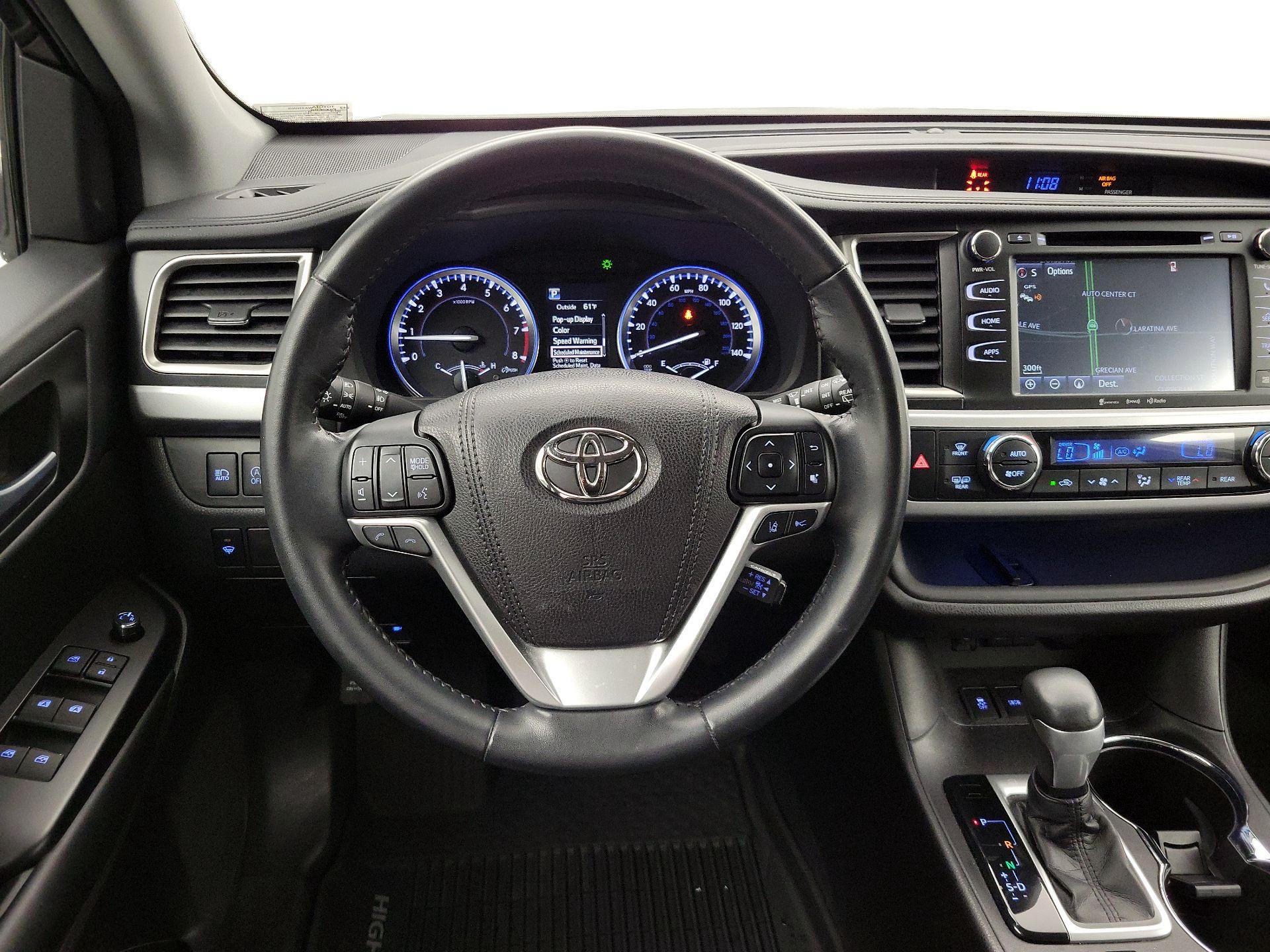 Thumbnail: 2018 Toyota Highlander - 10
