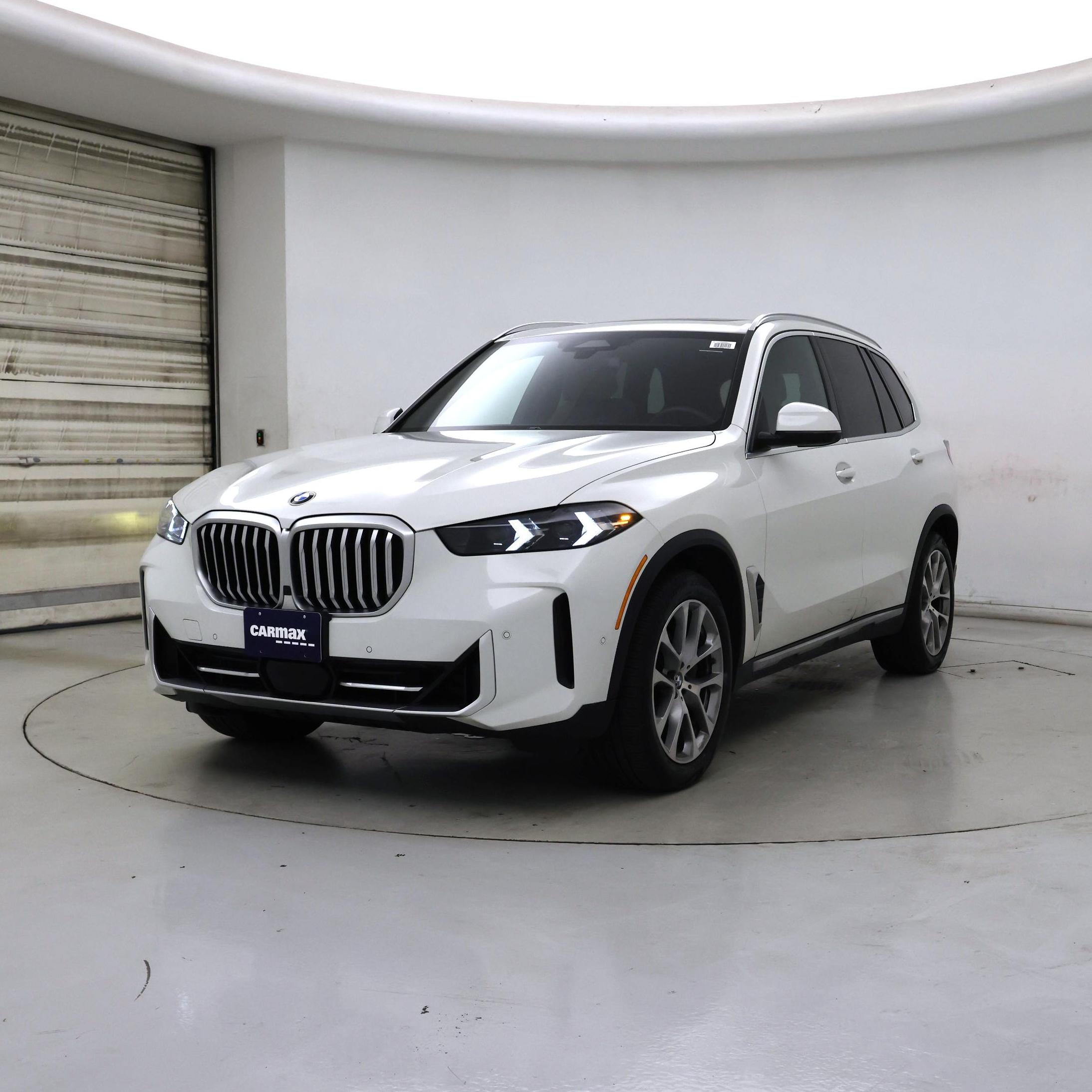 Thumbnail: 2024 BMW X5 - 4