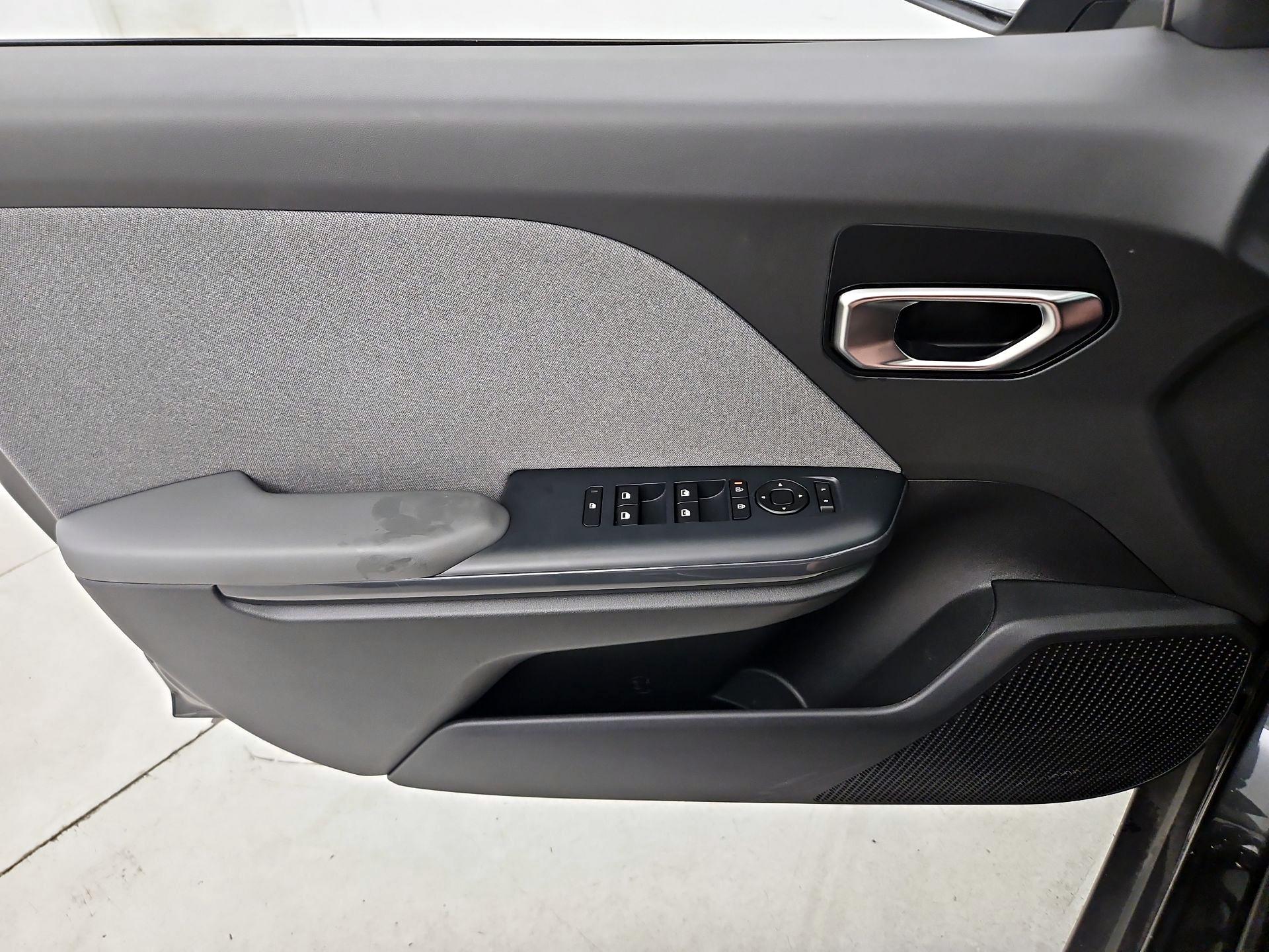 Thumbnail: 2025 Kia K4 - 12