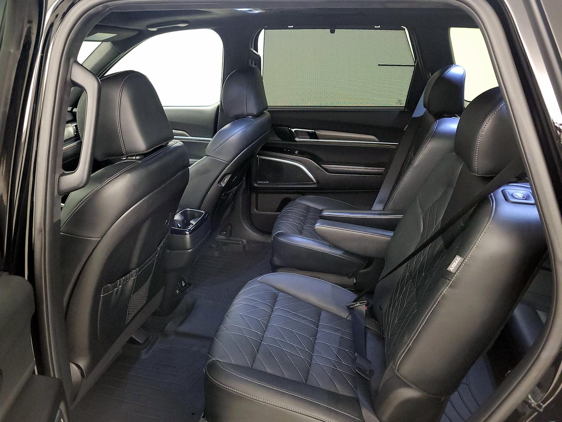 Thumbnail: 2024 Kia Telluride - 10