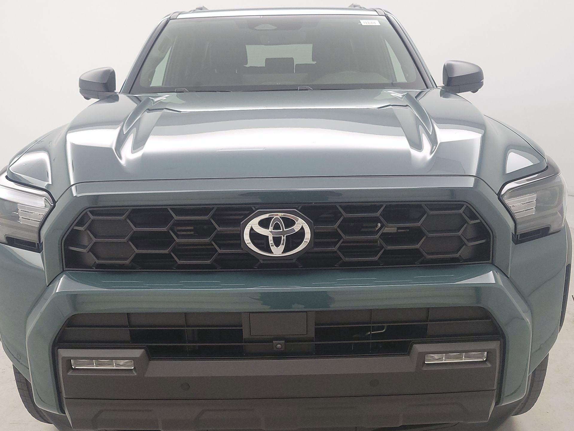 Thumbnail: 2025 Toyota 4Runner - 2