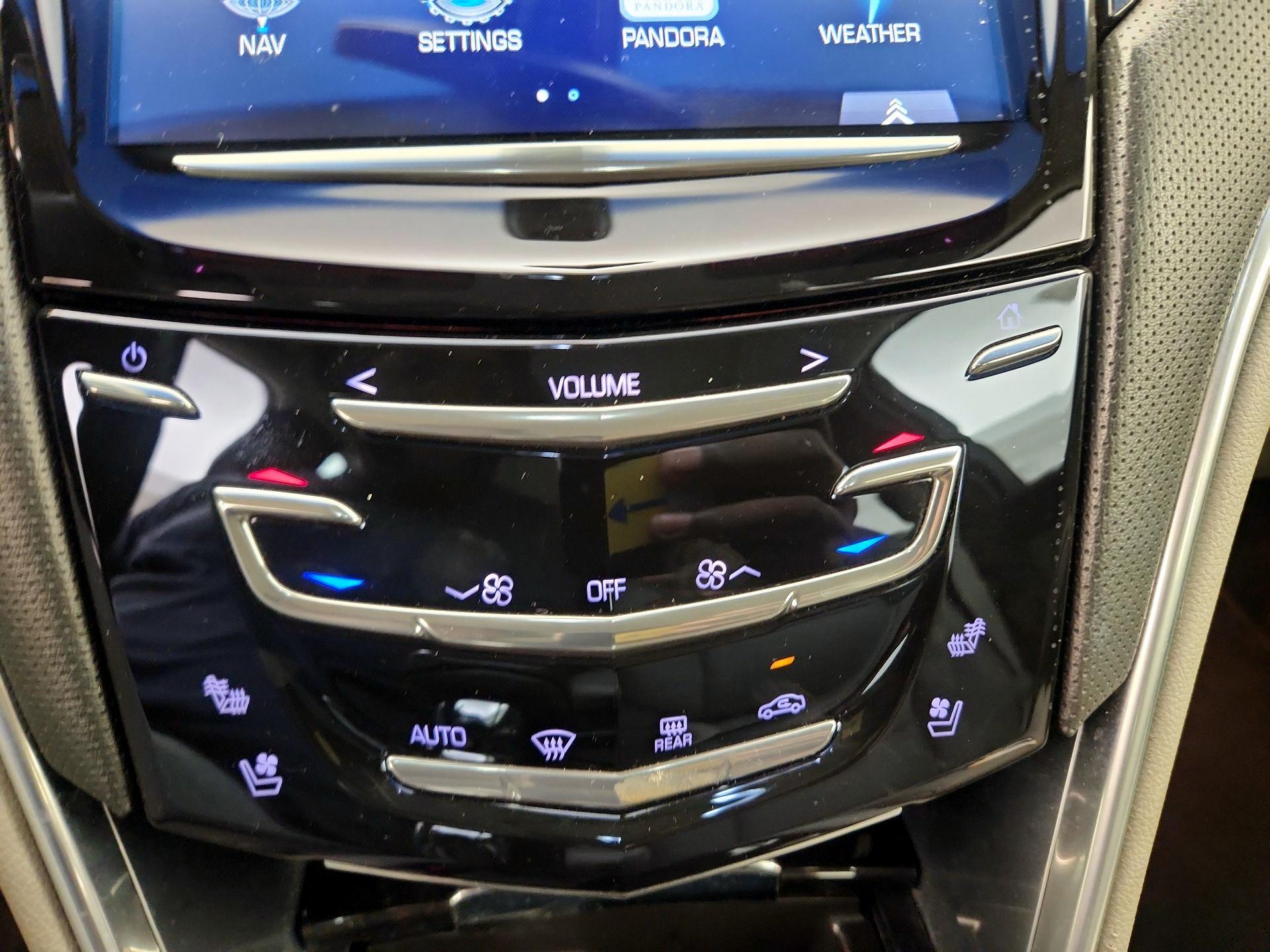 Thumbnail: 2016 Cadillac XTS - 17