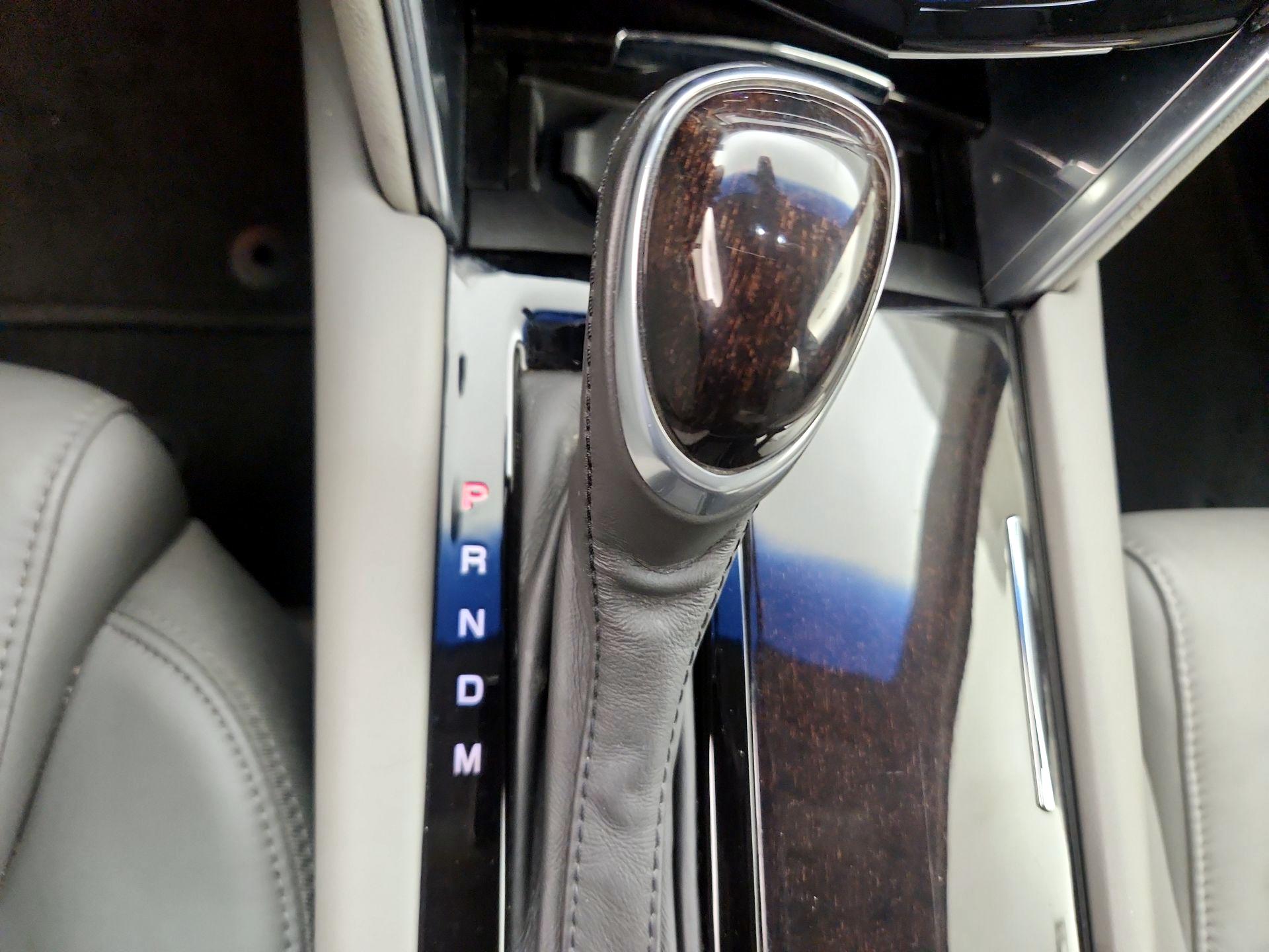Thumbnail: 2016 Cadillac XTS - 18