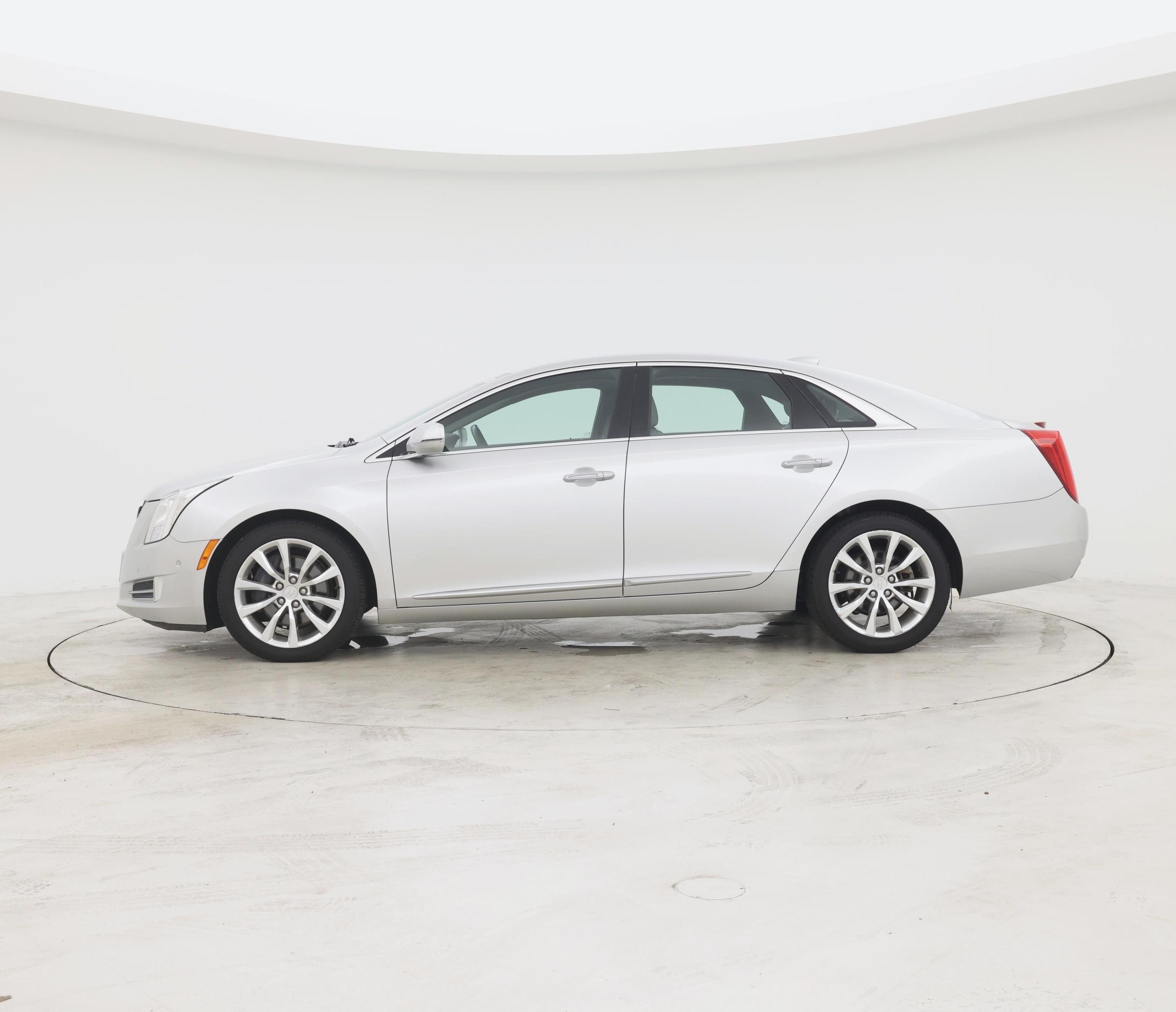 Thumbnail: 2016 Cadillac XTS - 3