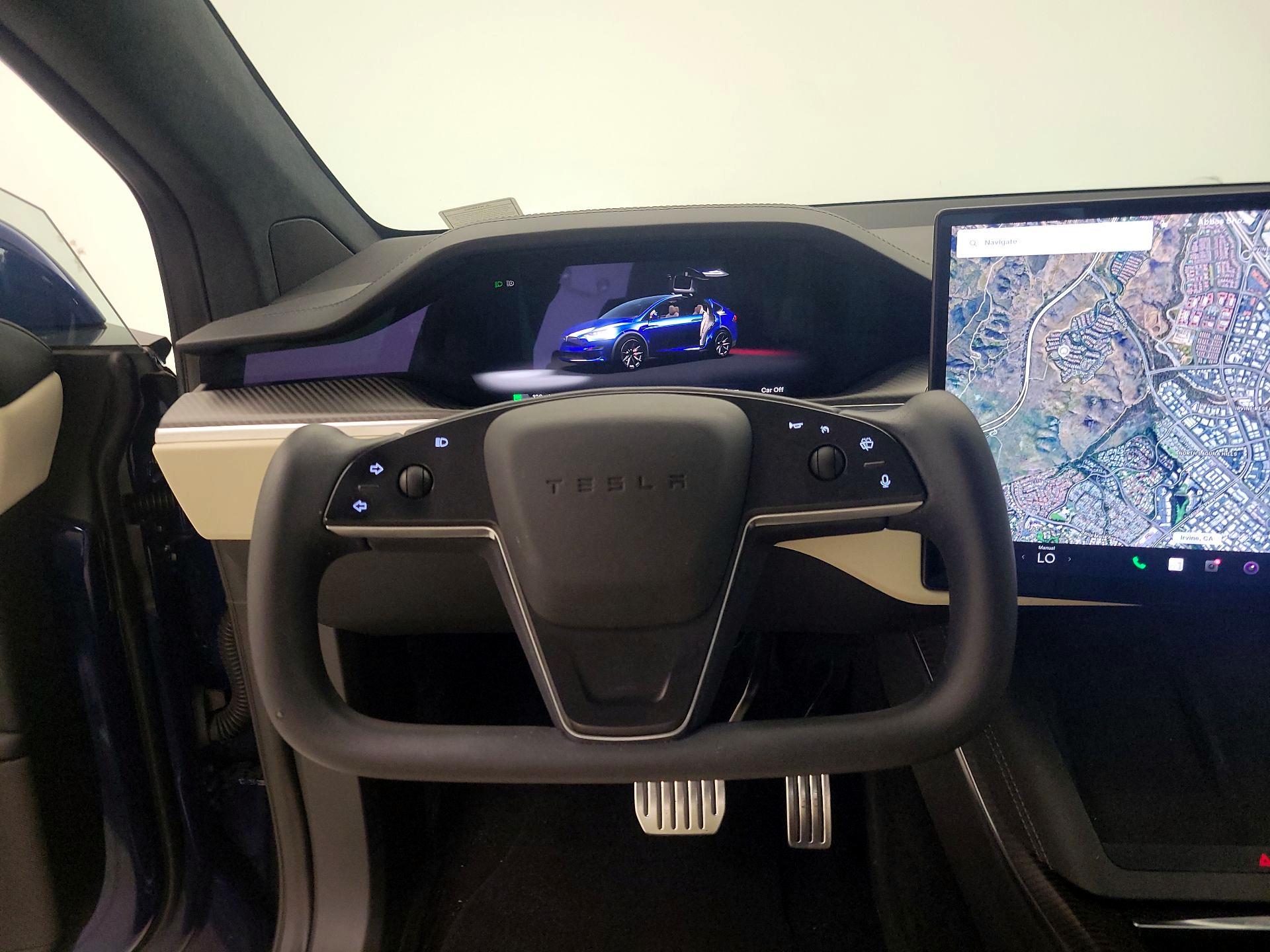 Thumbnail: 2023 Tesla Model X - 10