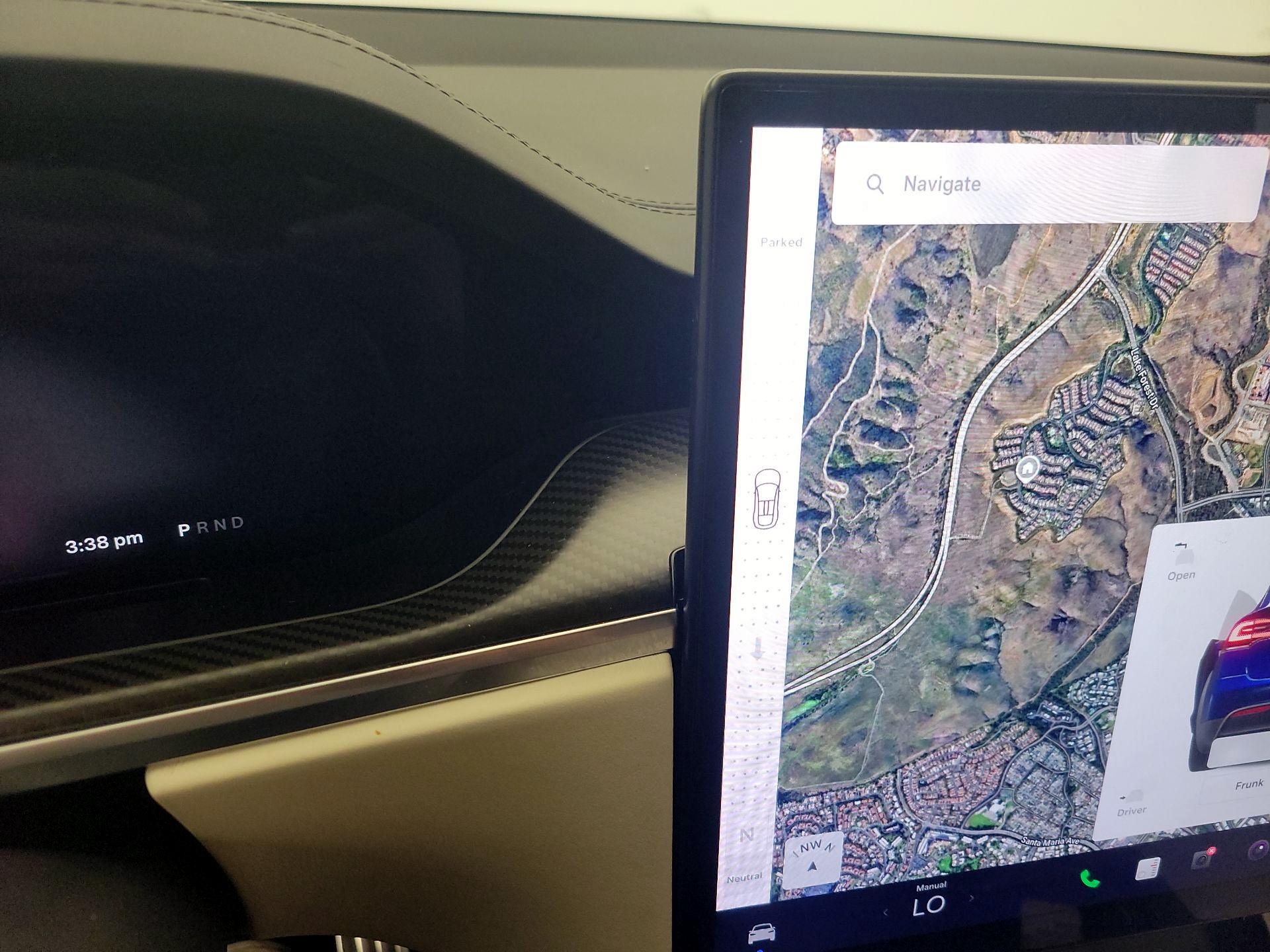 Thumbnail: 2023 Tesla Model X - 17