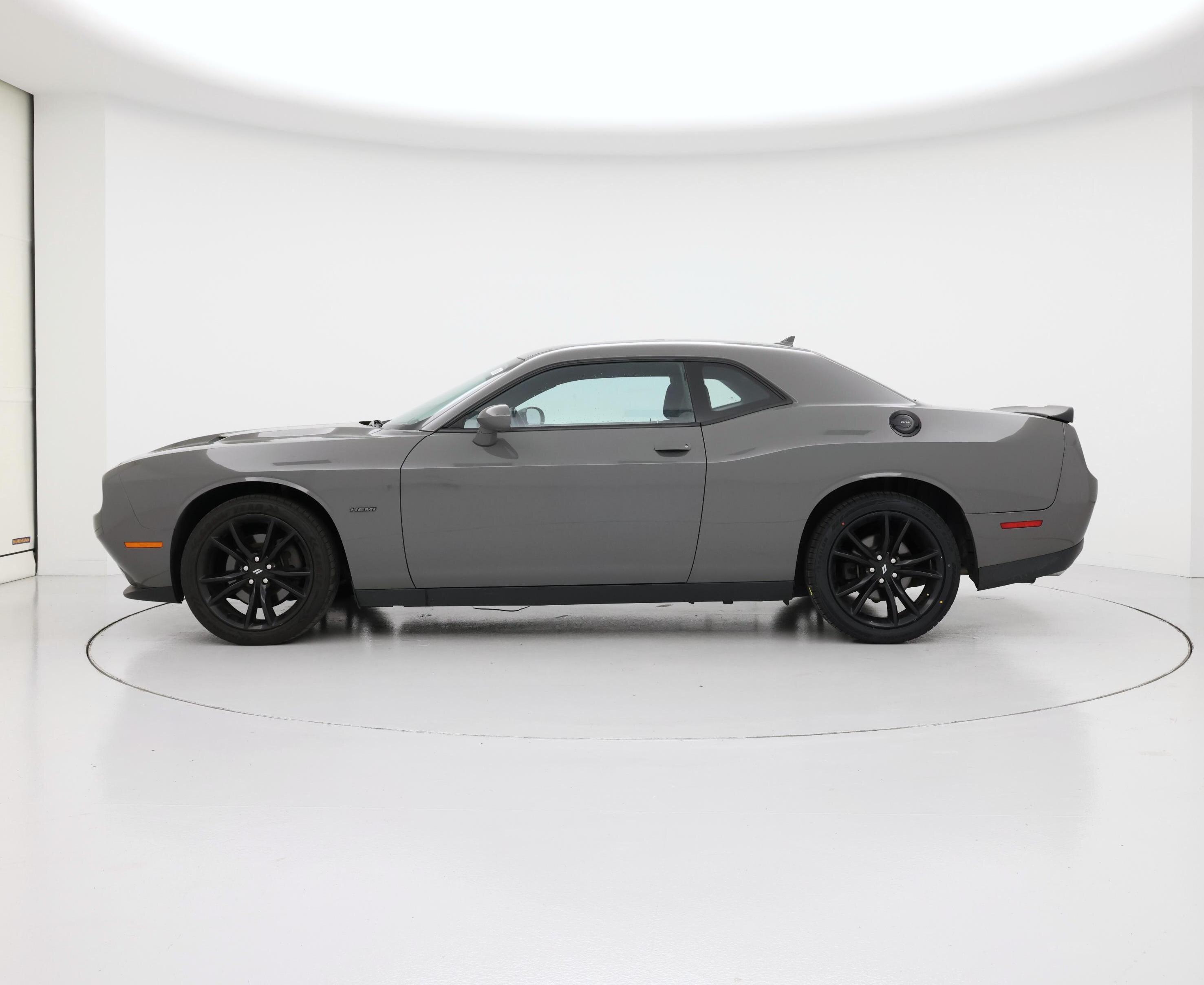 Thumbnail: 2017 Dodge Challenger - 3