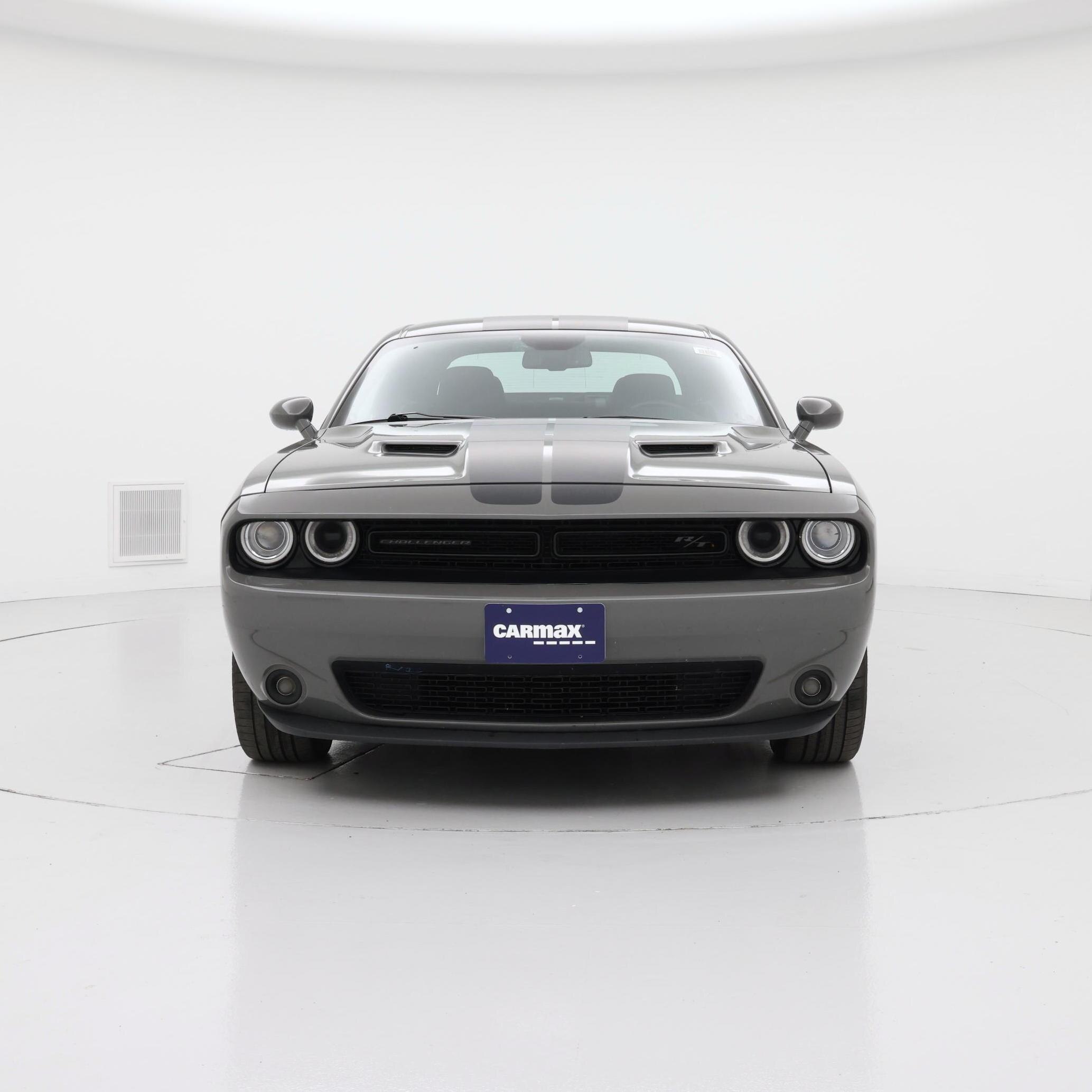 Thumbnail: 2017 Dodge Challenger - 5