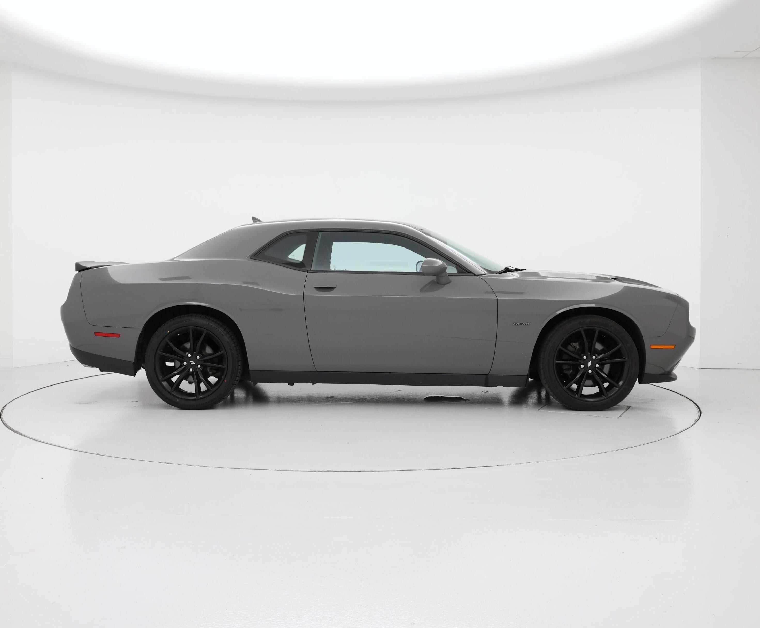 Thumbnail: 2017 Dodge Challenger - 7
