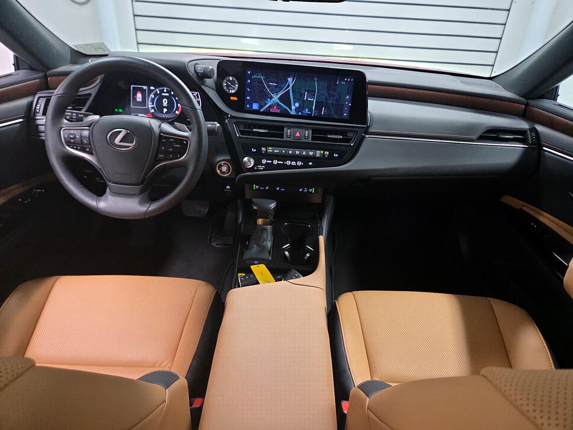 Thumbnail: 2024 Lexus ES - 9