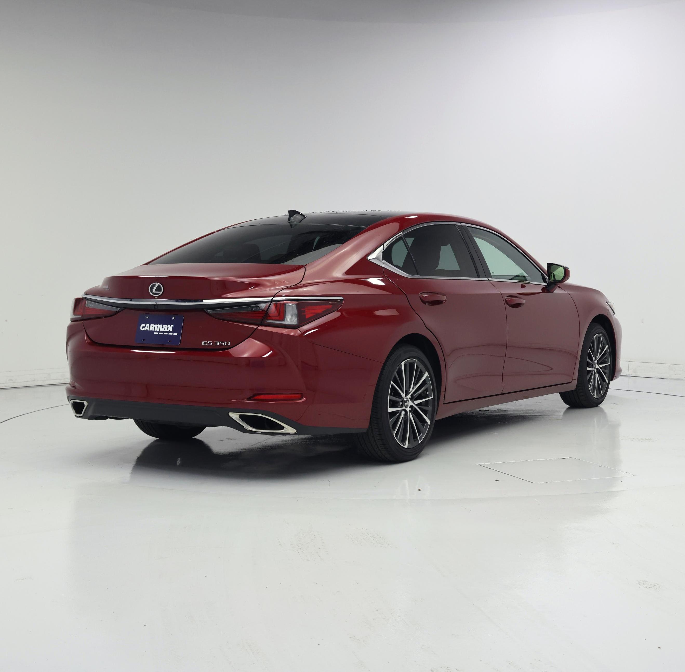 Thumbnail: 2024 Lexus ES - 8