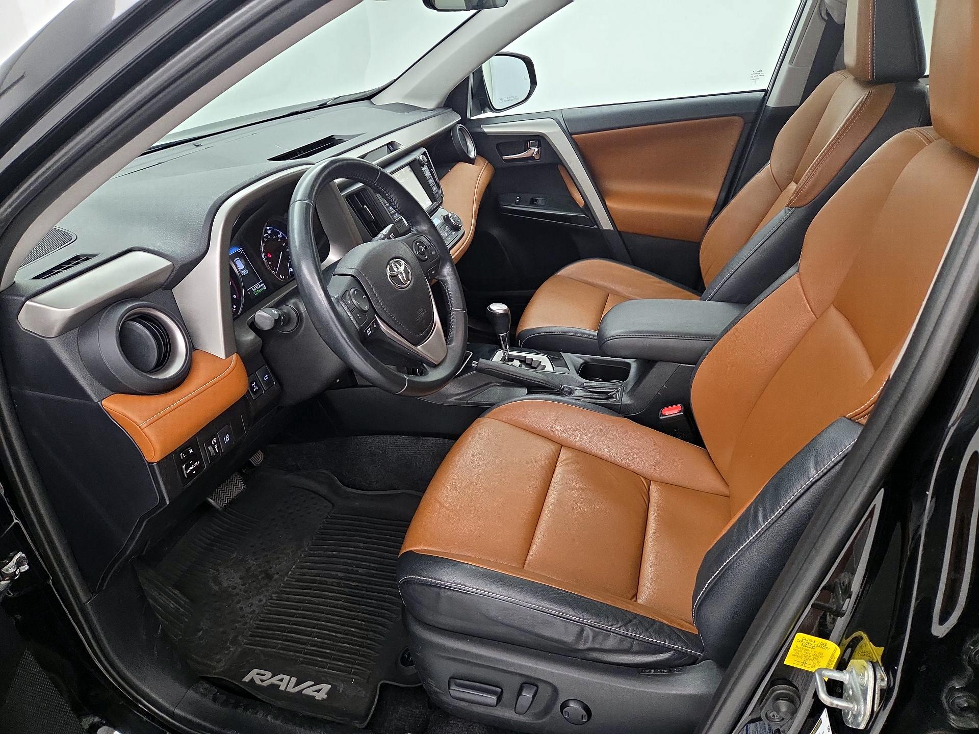 Thumbnail: 2016 Toyota RAV4 - 11