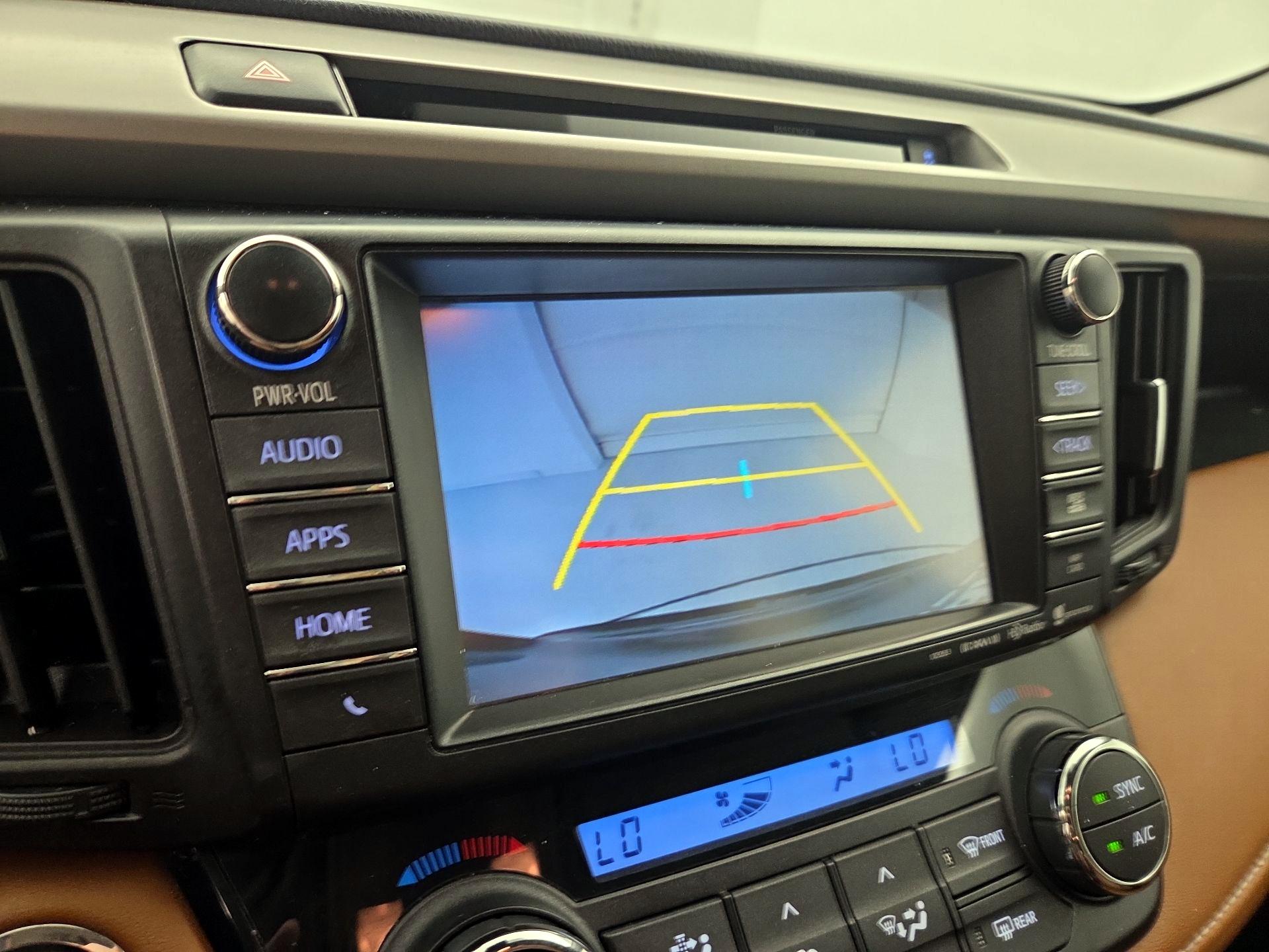 Thumbnail: 2016 Toyota RAV4 - 14