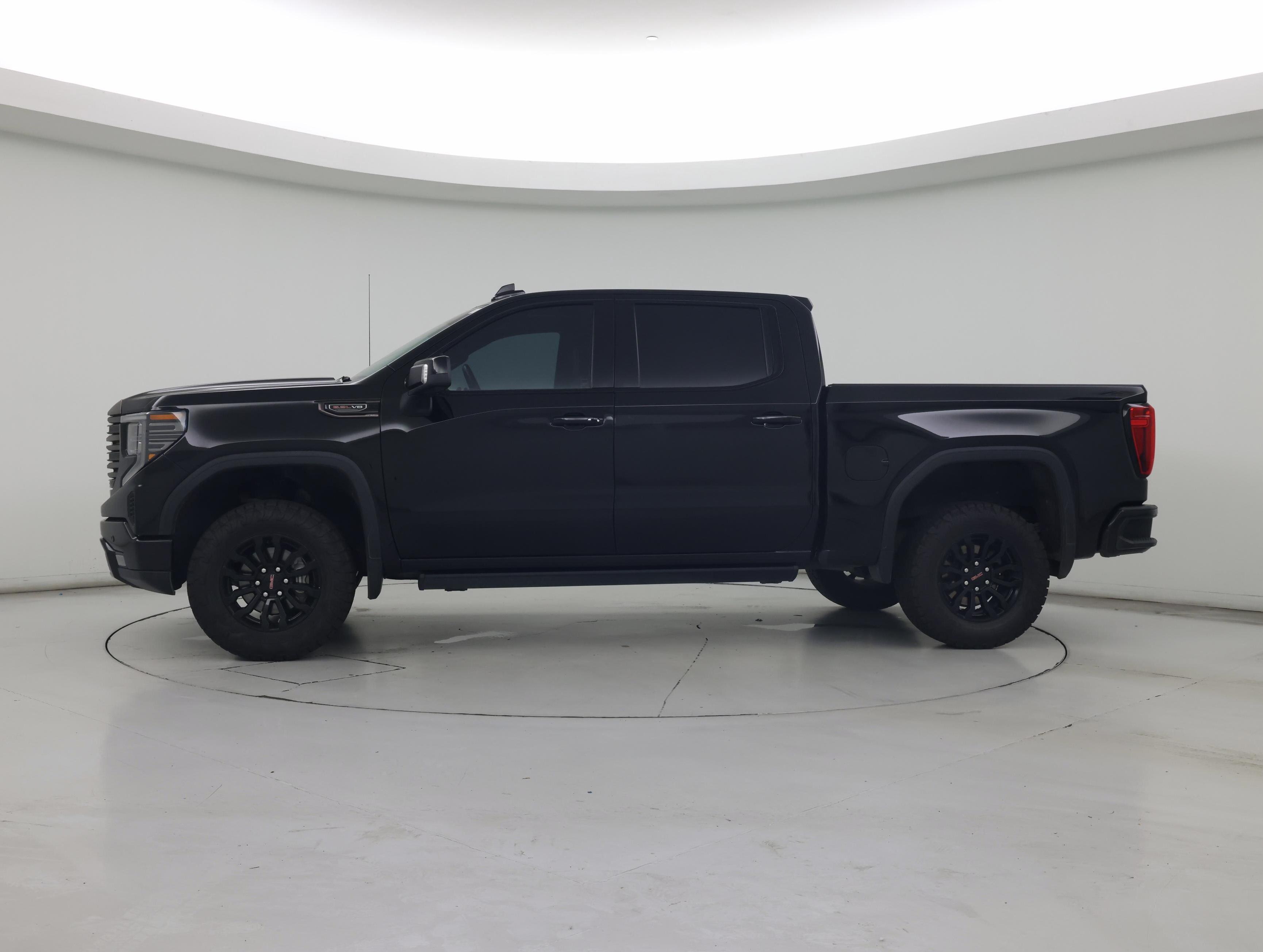 Thumbnail: 2022 GMC Sierra 1500 - 3