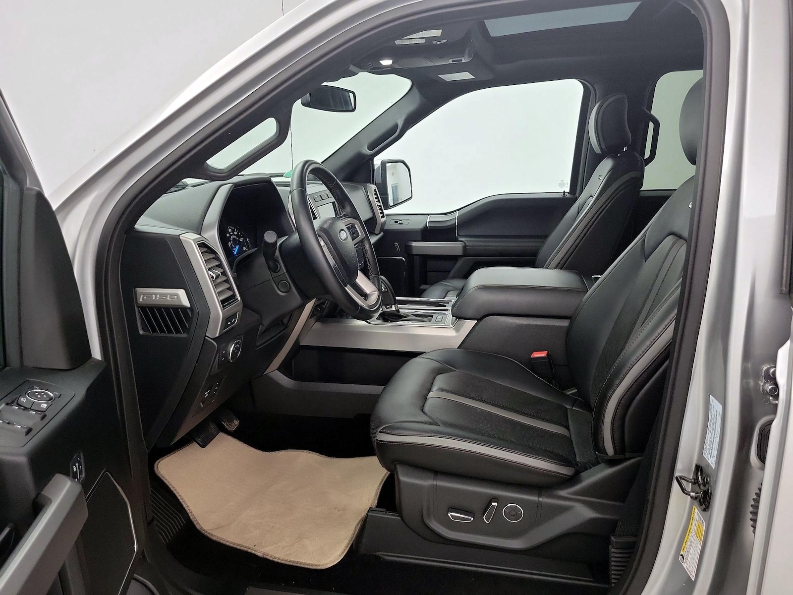 2018 Ford F-150 Platinum - Photo 12