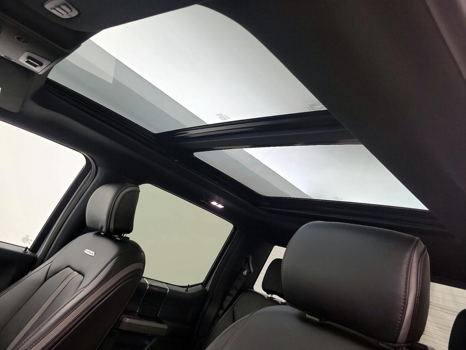 2018 Ford F-150 Platinum - Photo 21