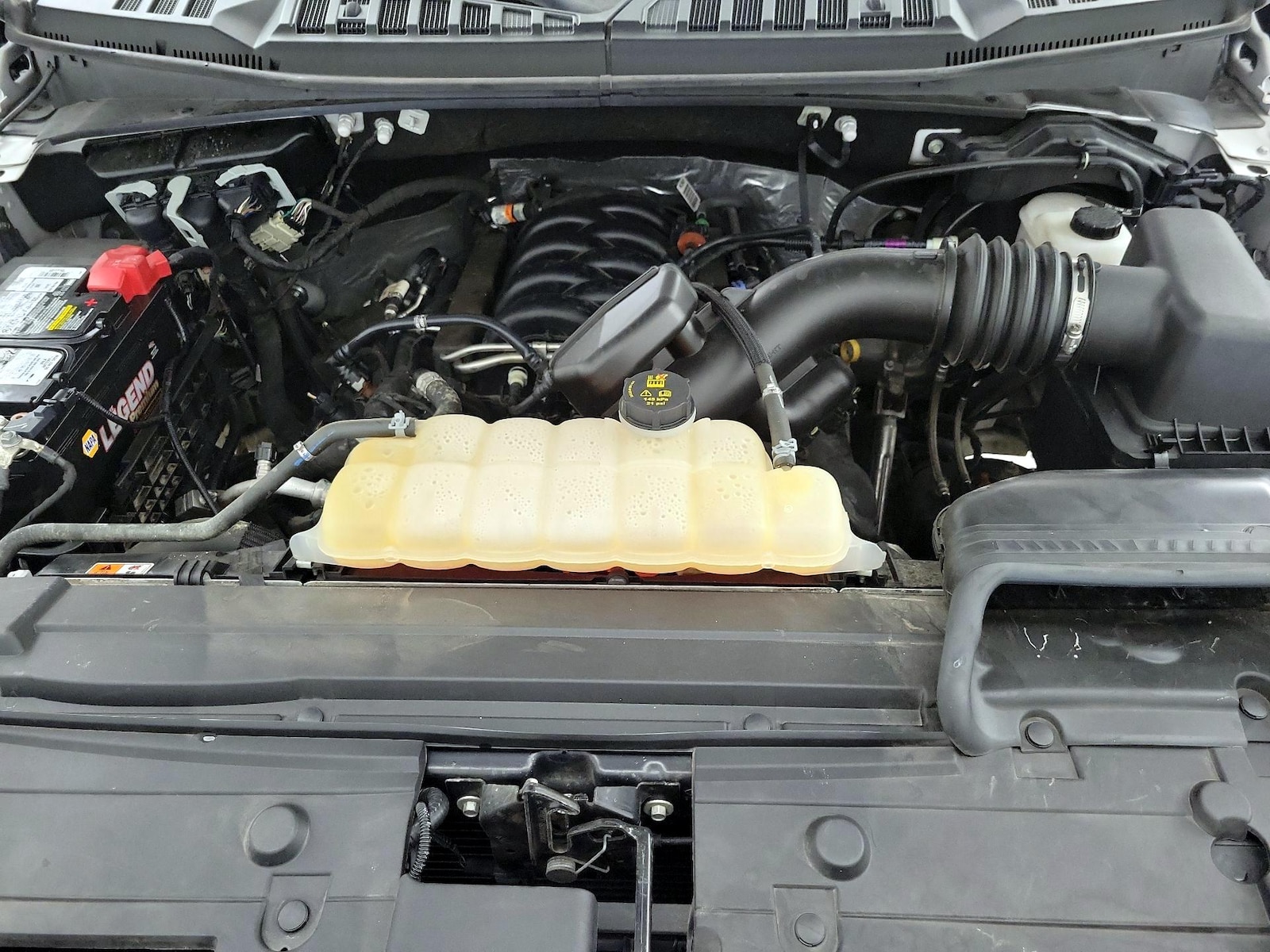 2018 Ford F-150 Platinum - Photo 24