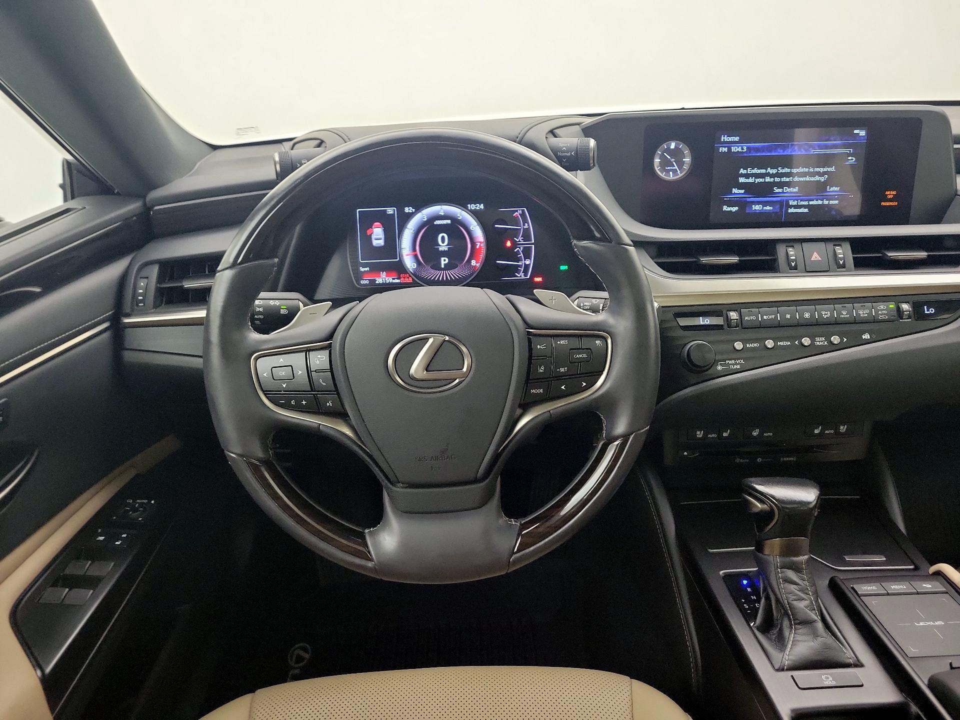 Thumbnail: 2020 Lexus ES - 10