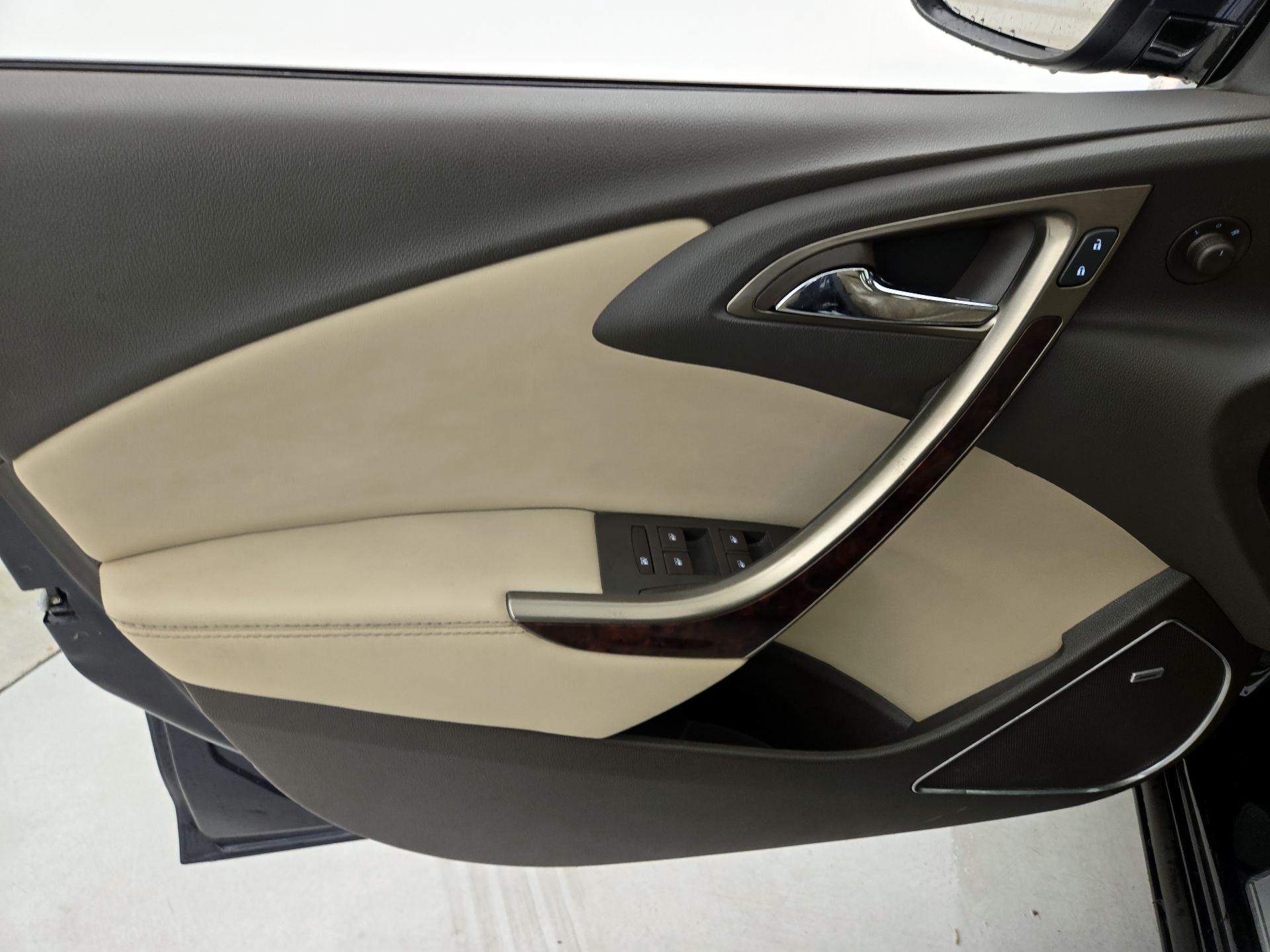 Thumbnail: 2015 Buick Verano - 12
