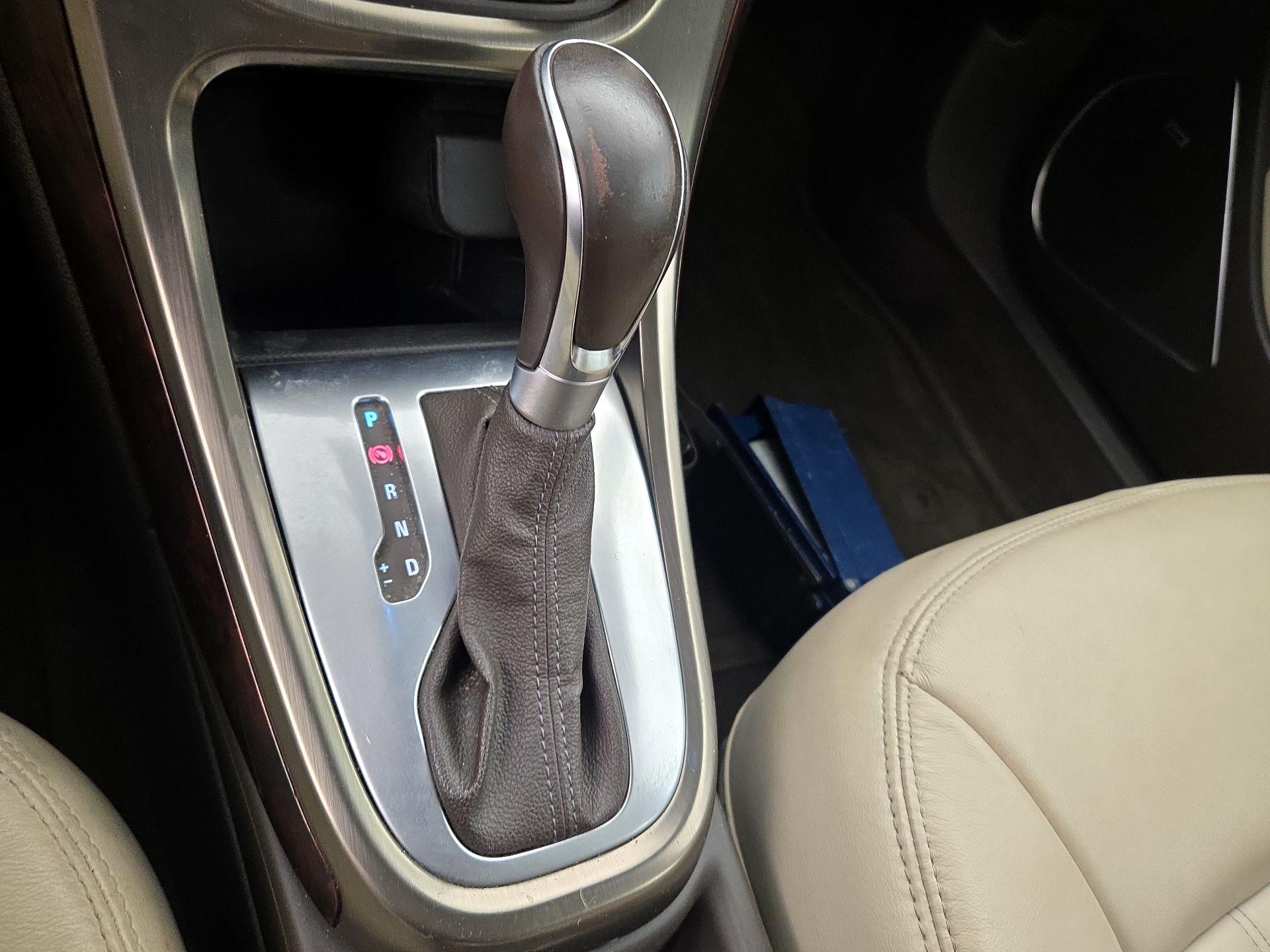 Thumbnail: 2015 Buick Verano - 18