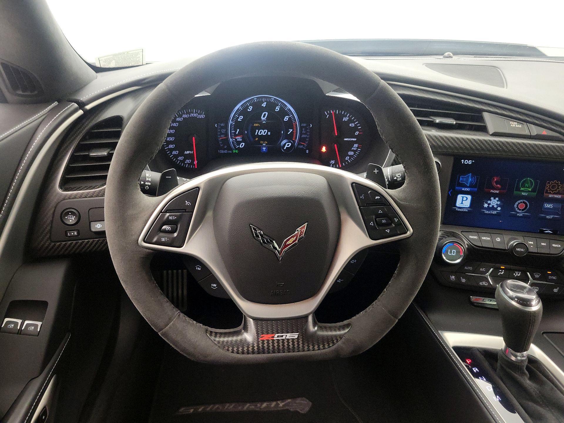 Thumbnail: 2015 Chevrolet Corvette - 10