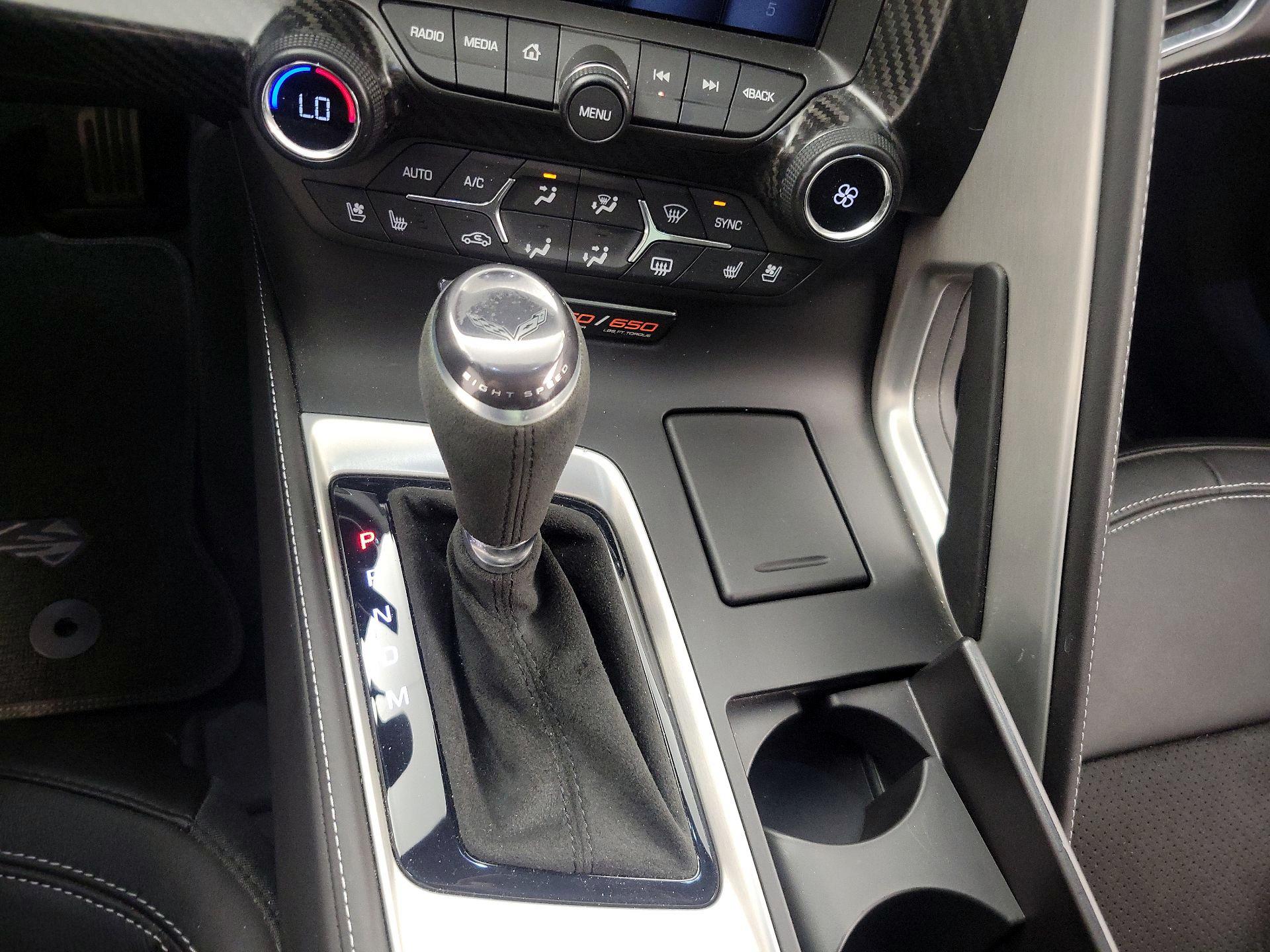 Thumbnail: 2015 Chevrolet Corvette - 18
