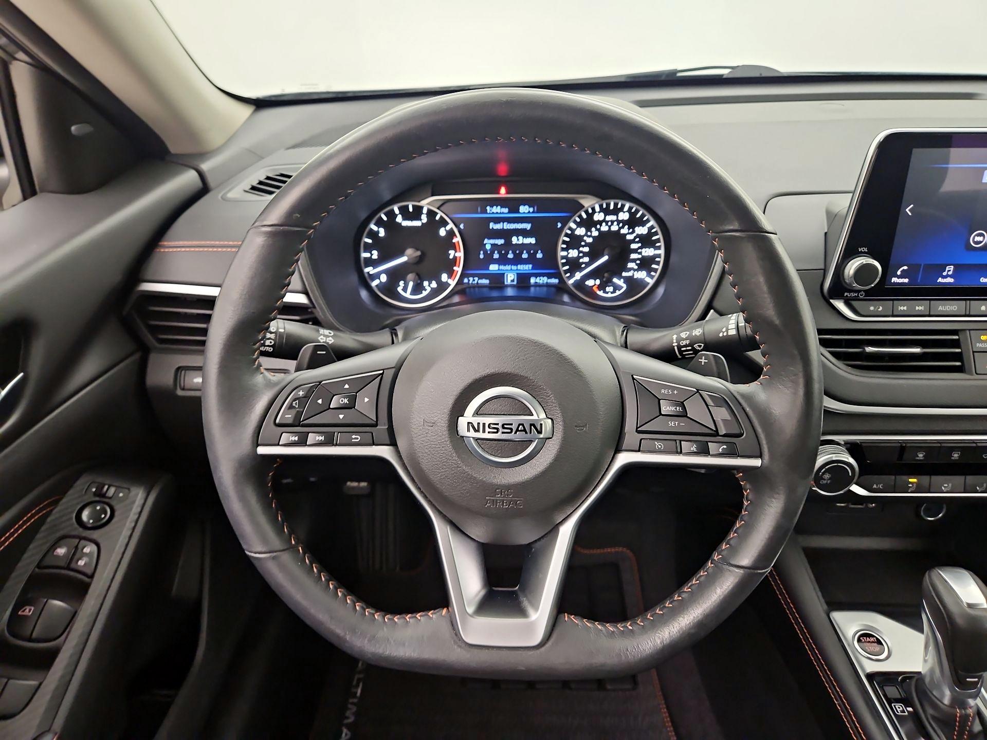 Thumbnail: 2022 Nissan Altima - 10