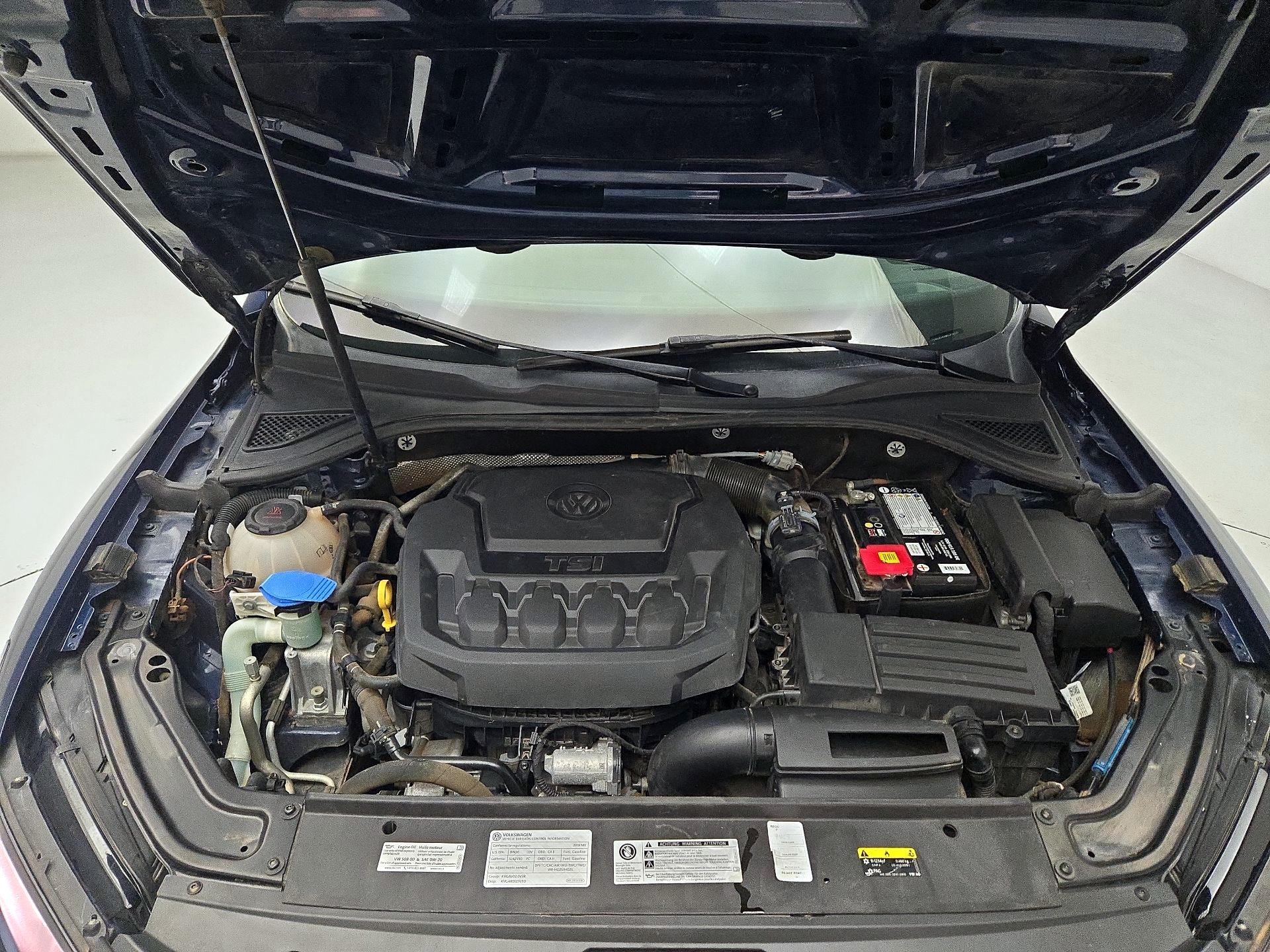 Thumbnail: 2019 Volkswagen Passat - 20
