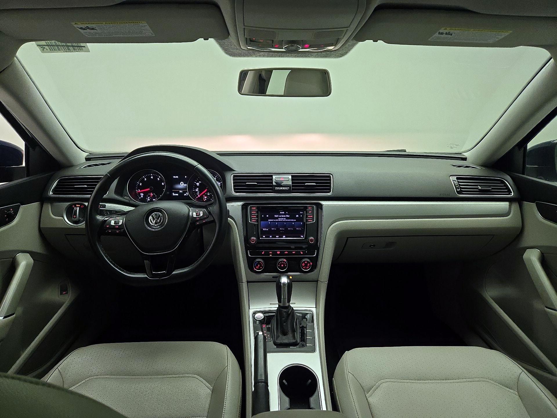Thumbnail: 2019 Volkswagen Passat - 8