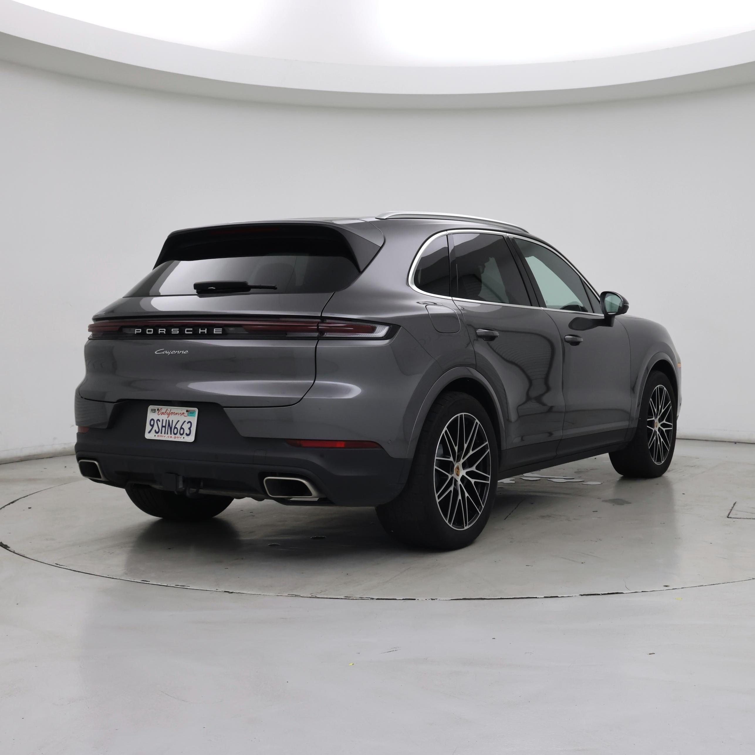 Thumbnail: 2025 Porsche Cayenne - 8
