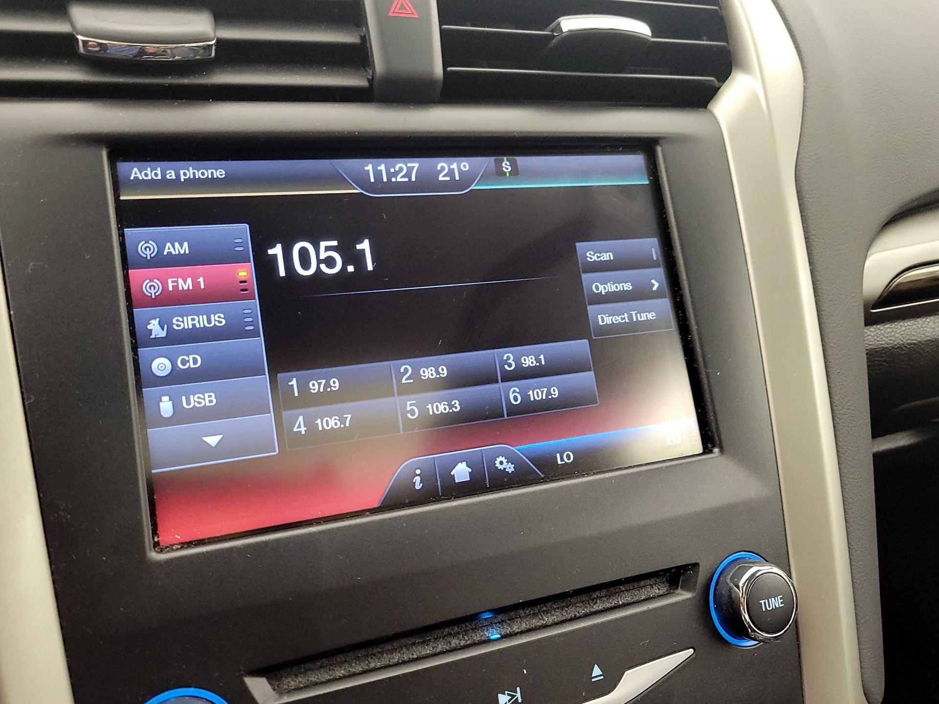 Thumbnail: 2015 Ford Fusion - 15