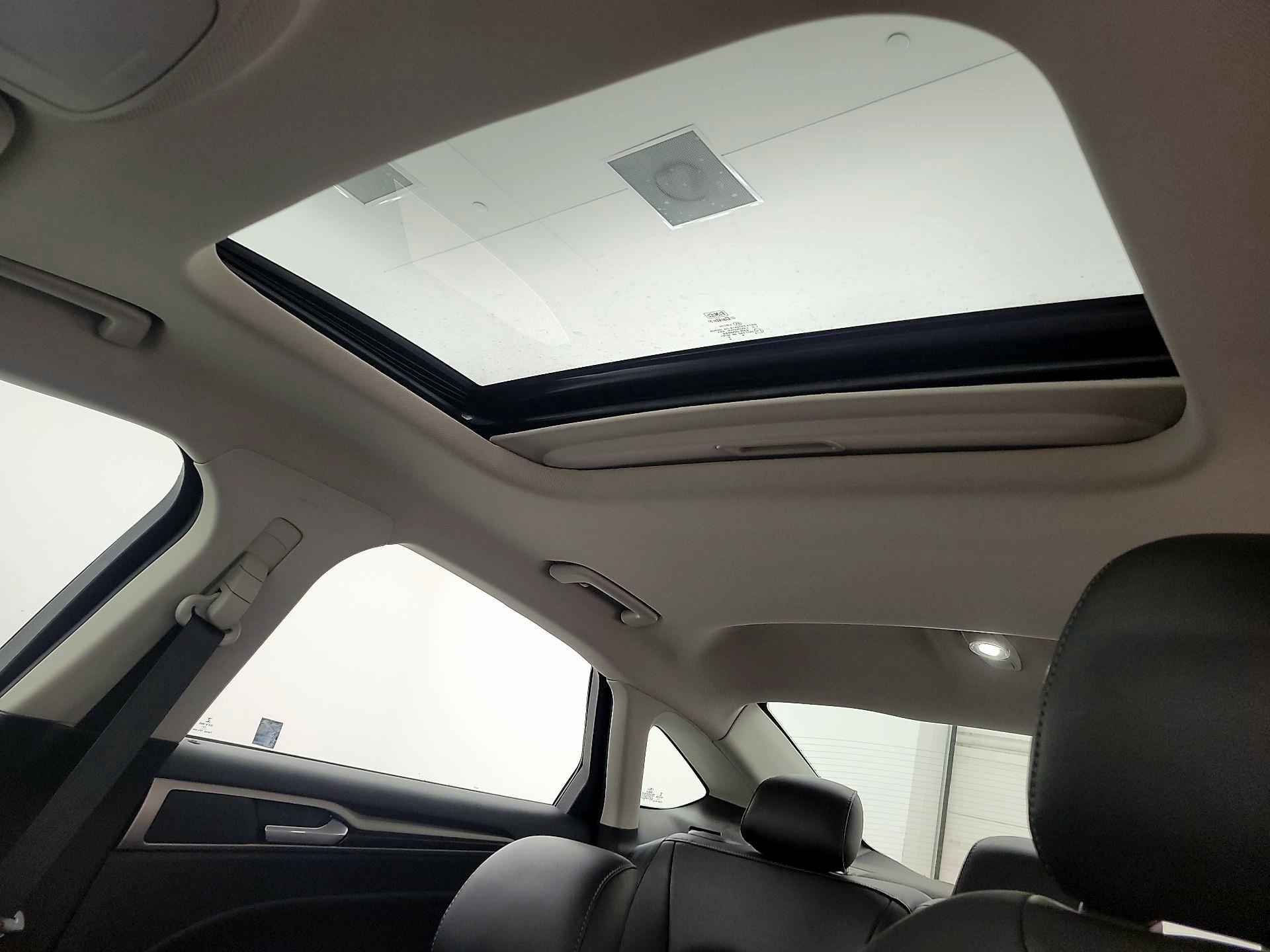 Thumbnail: 2015 Ford Fusion - 19